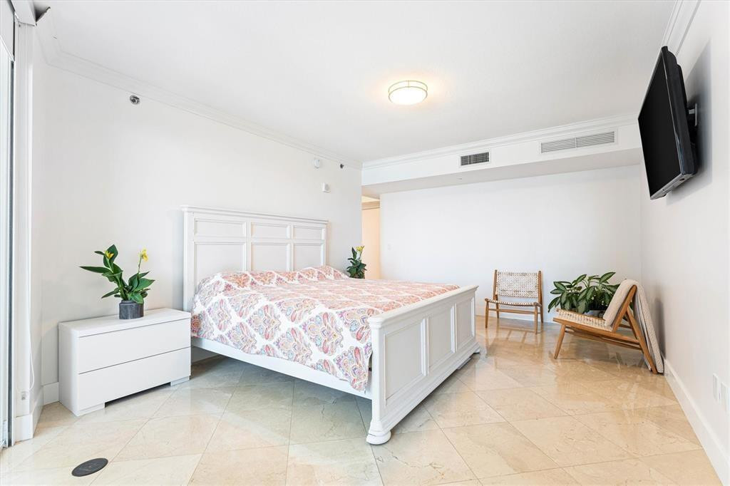 17201 COLLINS #805, Sunny Isles Beach FL 33160