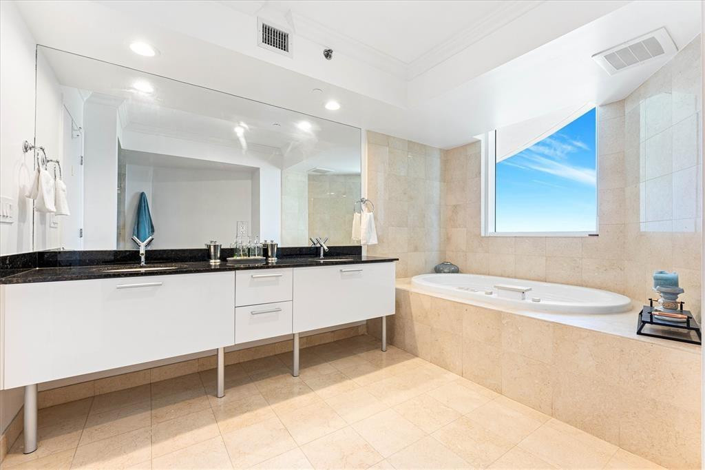 17201 COLLINS #805, Sunny Isles Beach FL 33160