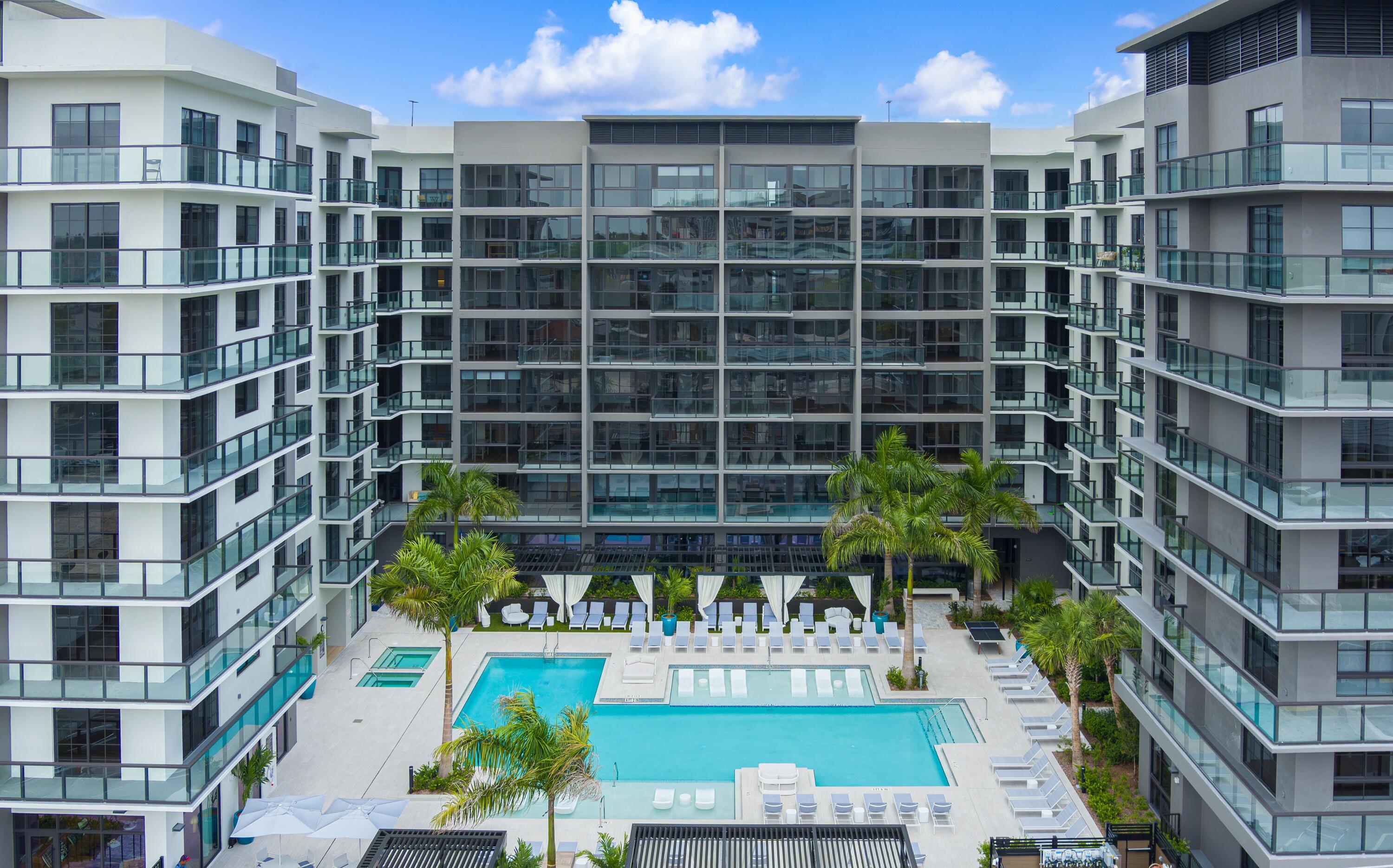 1650 NE 124th #PH24, North Miami FL 33181