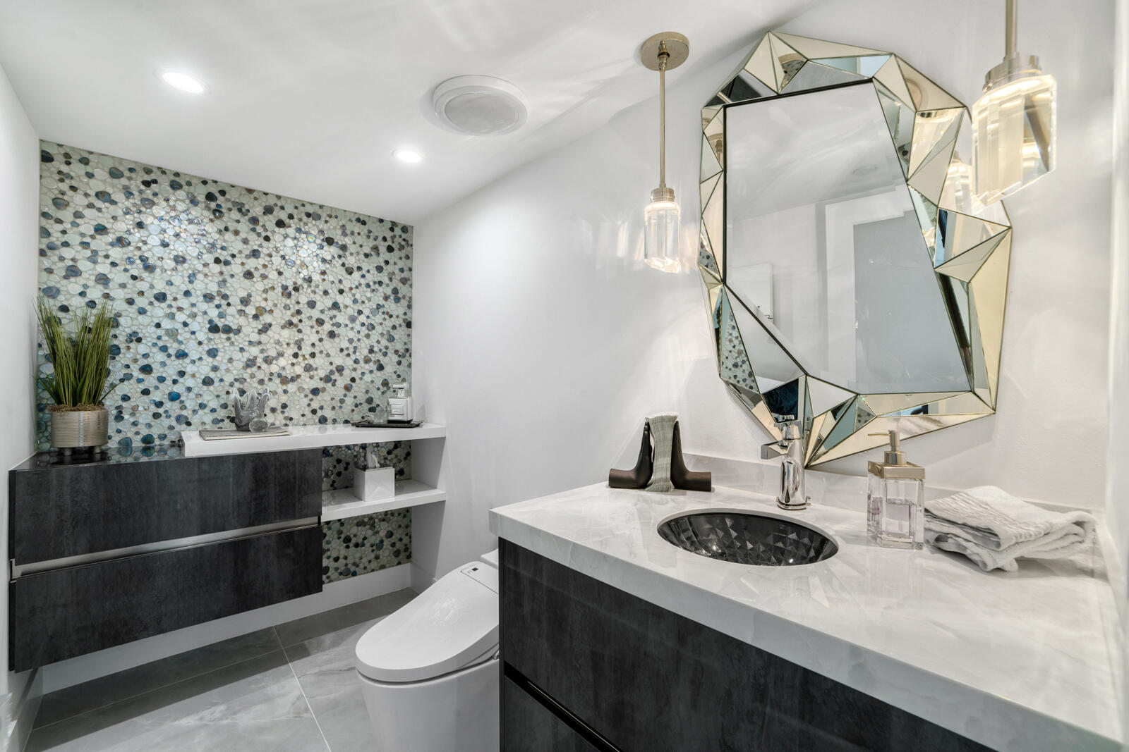 3407 S Ocean #PH D, Highland Beach FL 33487