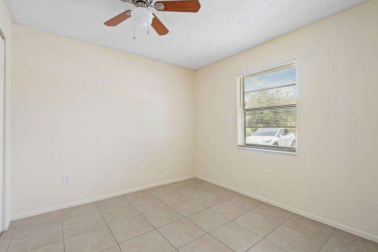 4861 Gulfstream, Lake Worth FL 33460