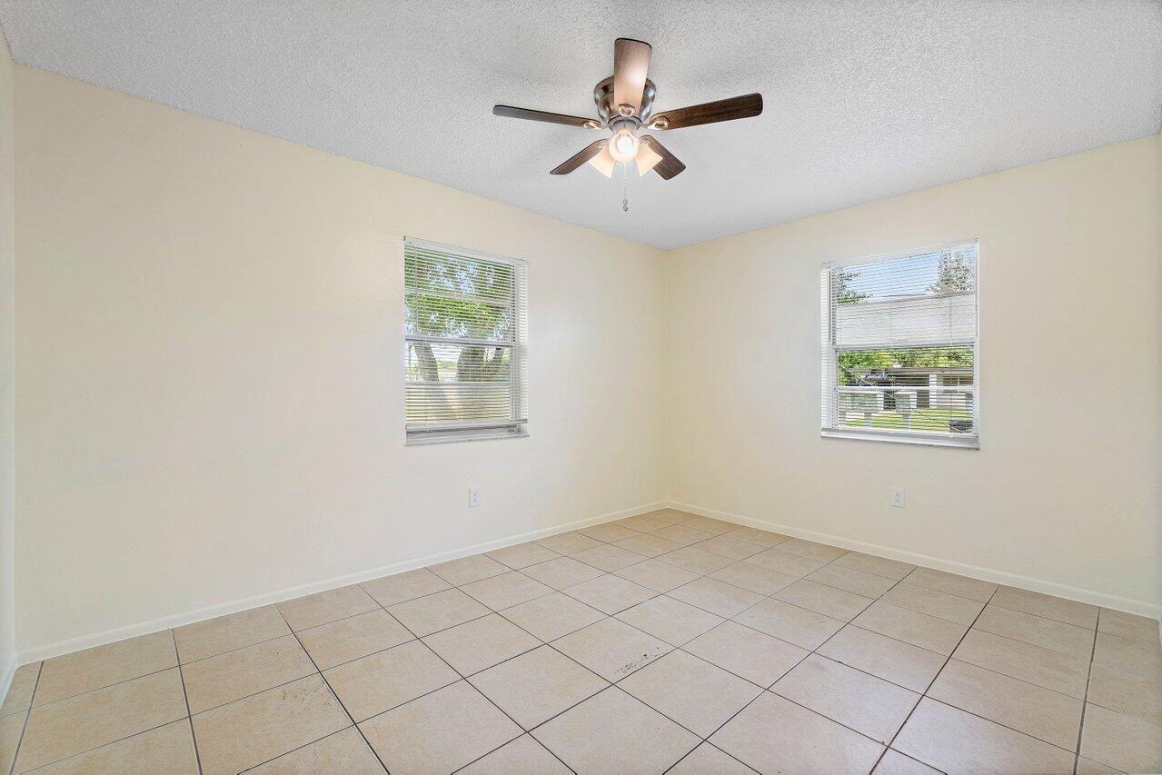 4861 Gulfstream, Lake Worth FL 33460