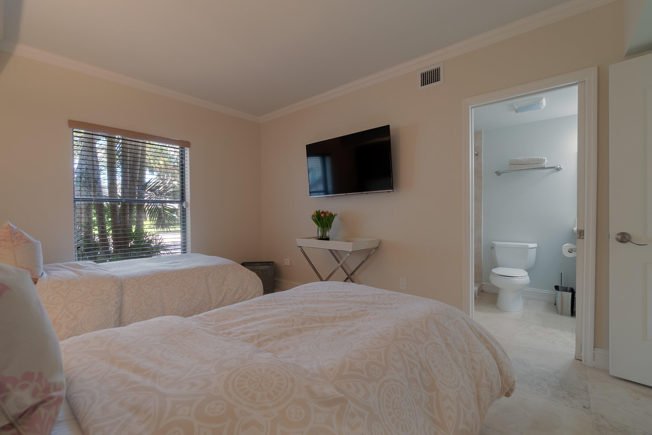 13400 Polo #104, Wellington FL 33414