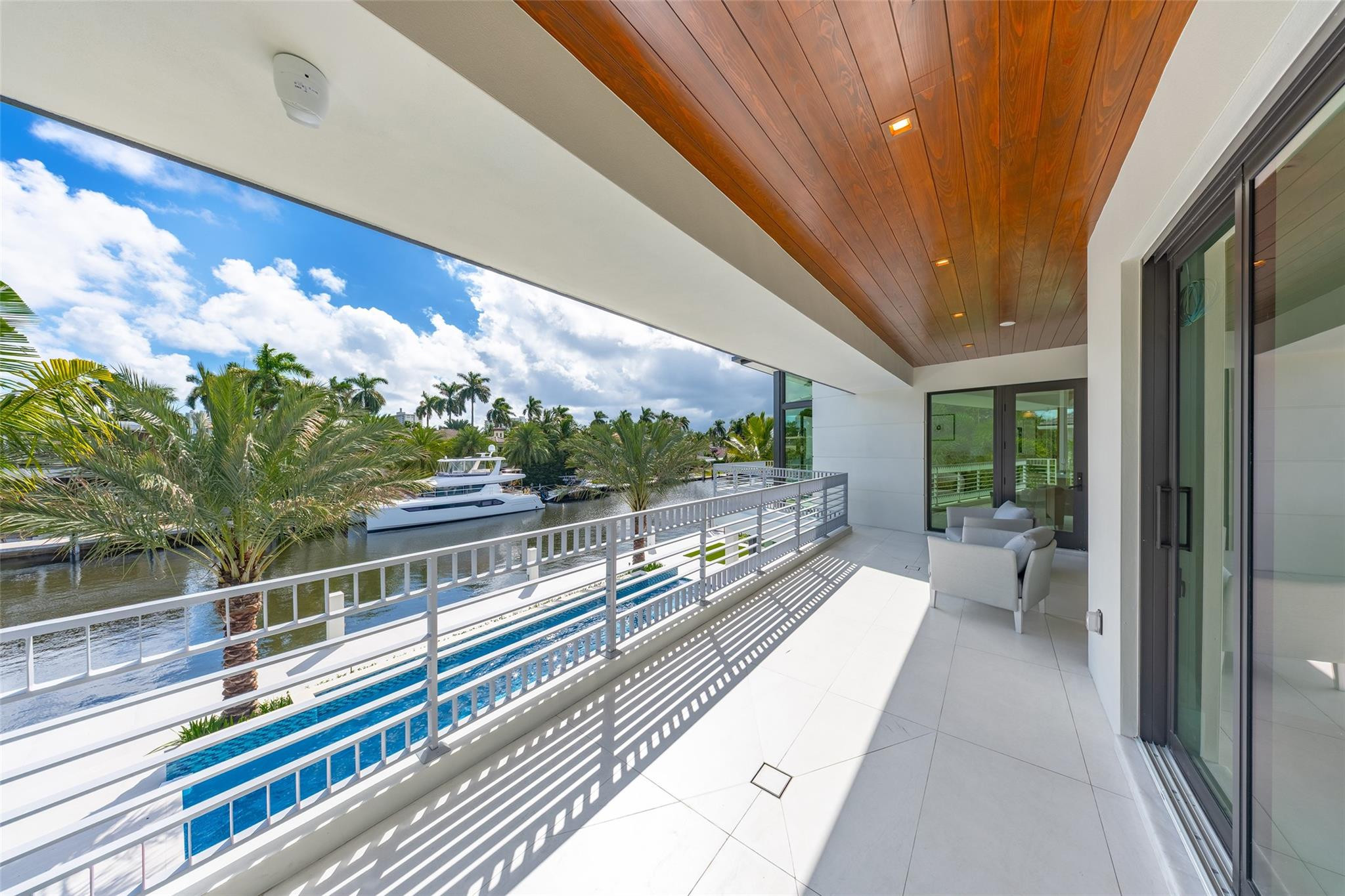 24 FIESTA, Fort Lauderdale FL 33301