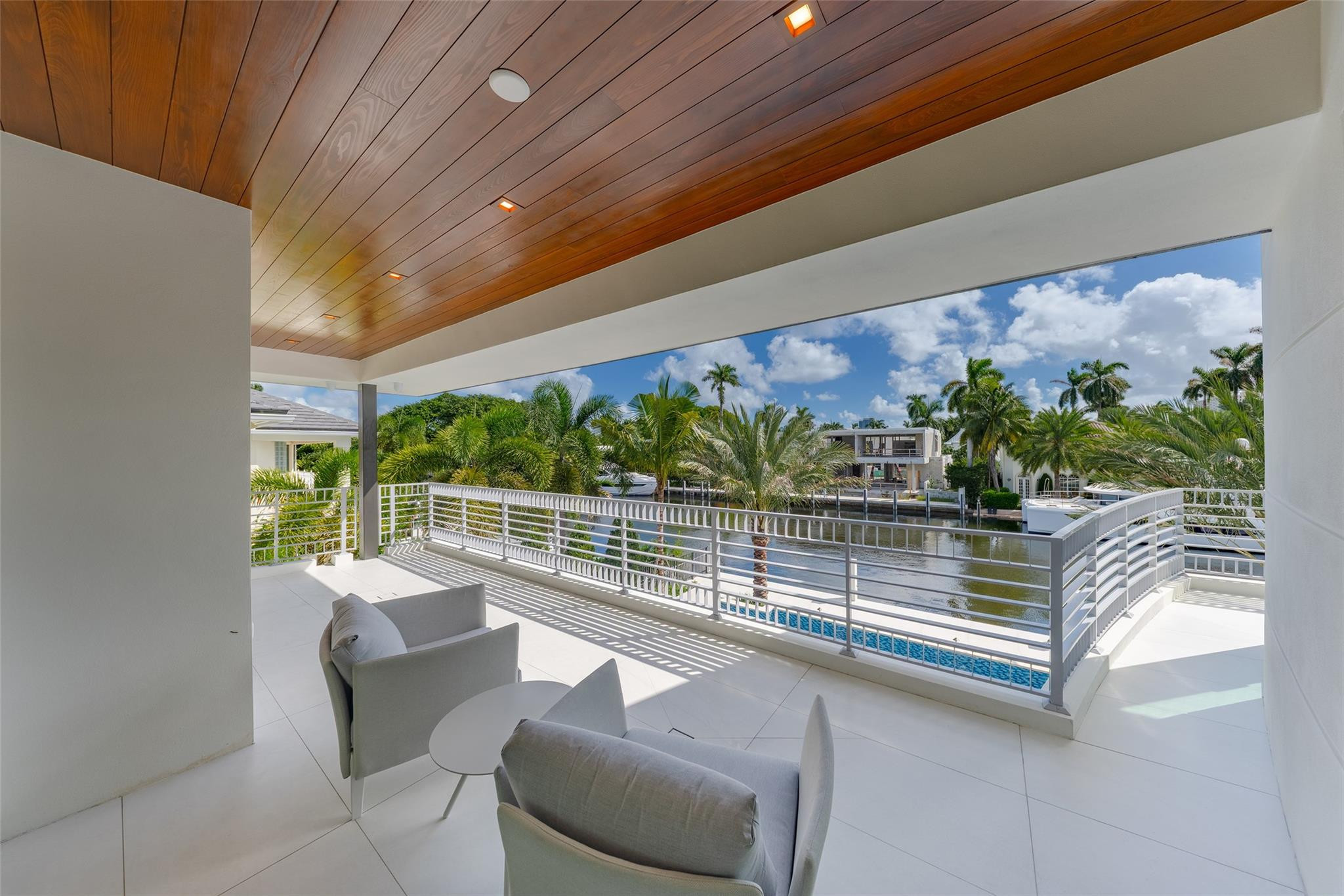 24 FIESTA, Fort Lauderdale FL 33301