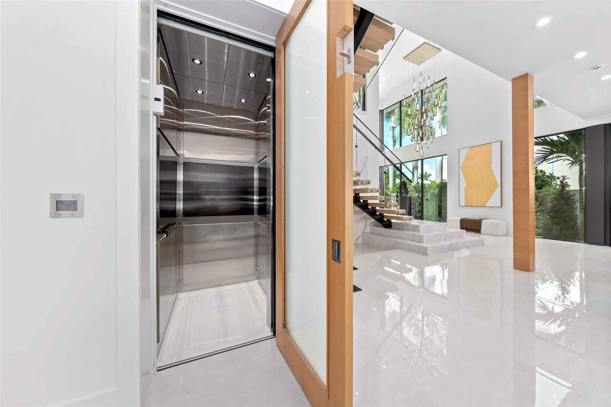 24 FIESTA, Fort Lauderdale FL 33301