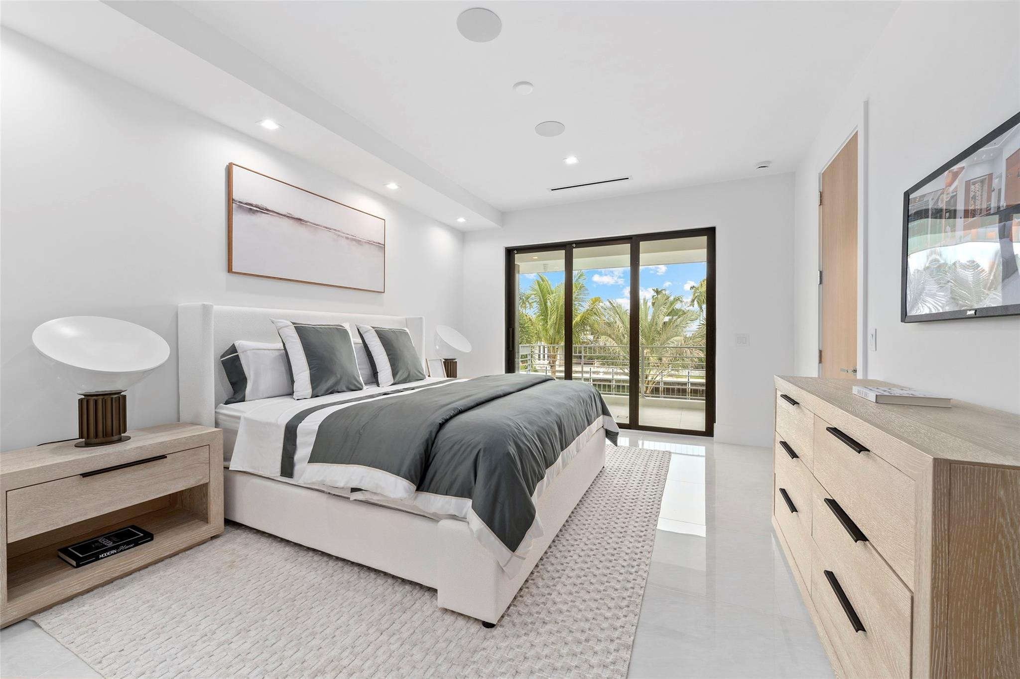 24 FIESTA, Fort Lauderdale FL 33301