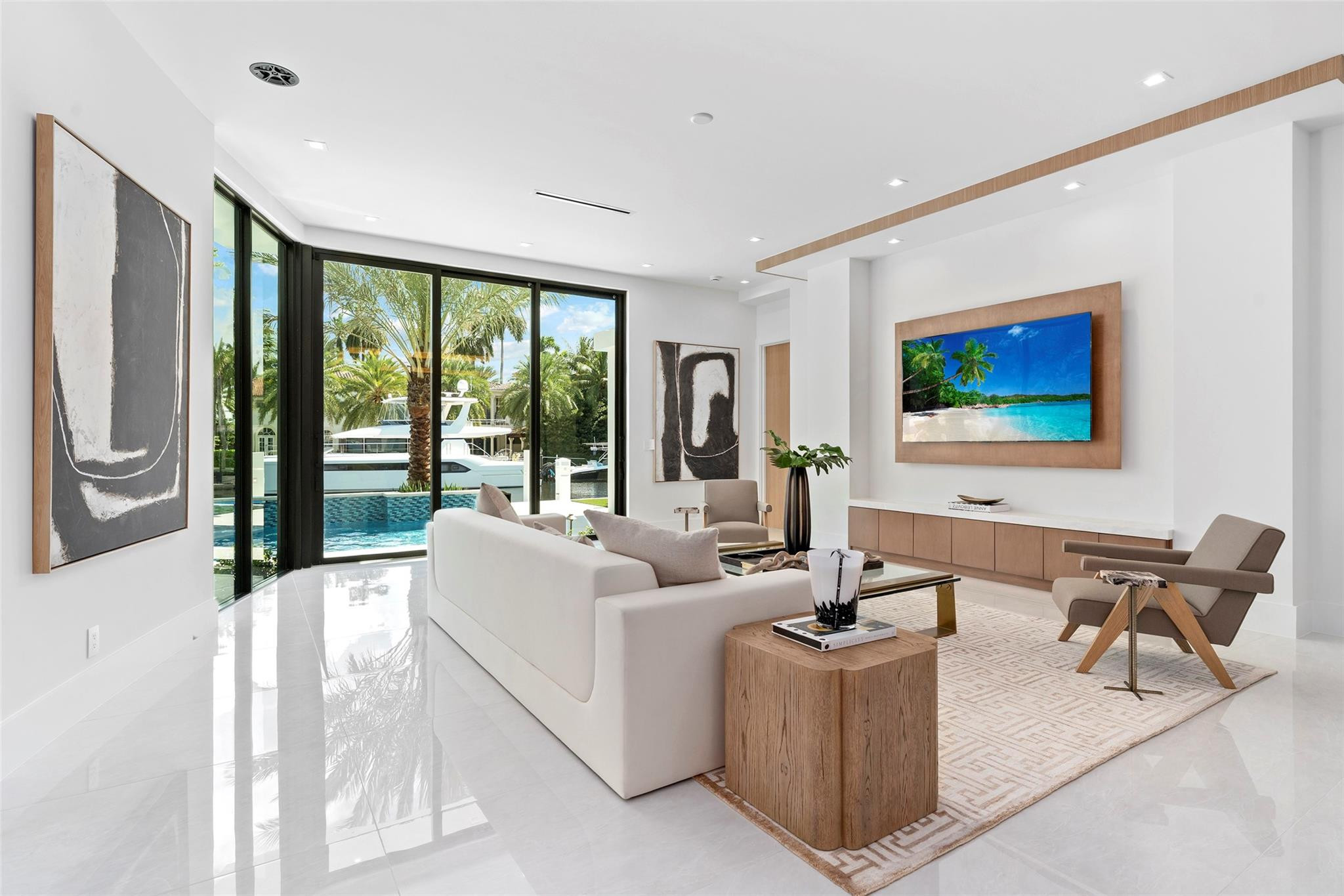 24 FIESTA, Fort Lauderdale FL 33301