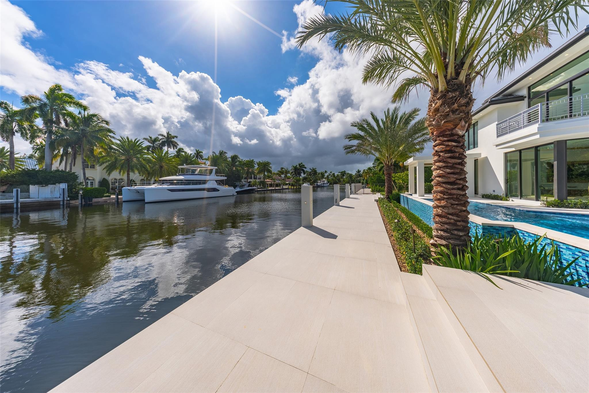 24 FIESTA, Fort Lauderdale FL 33301
