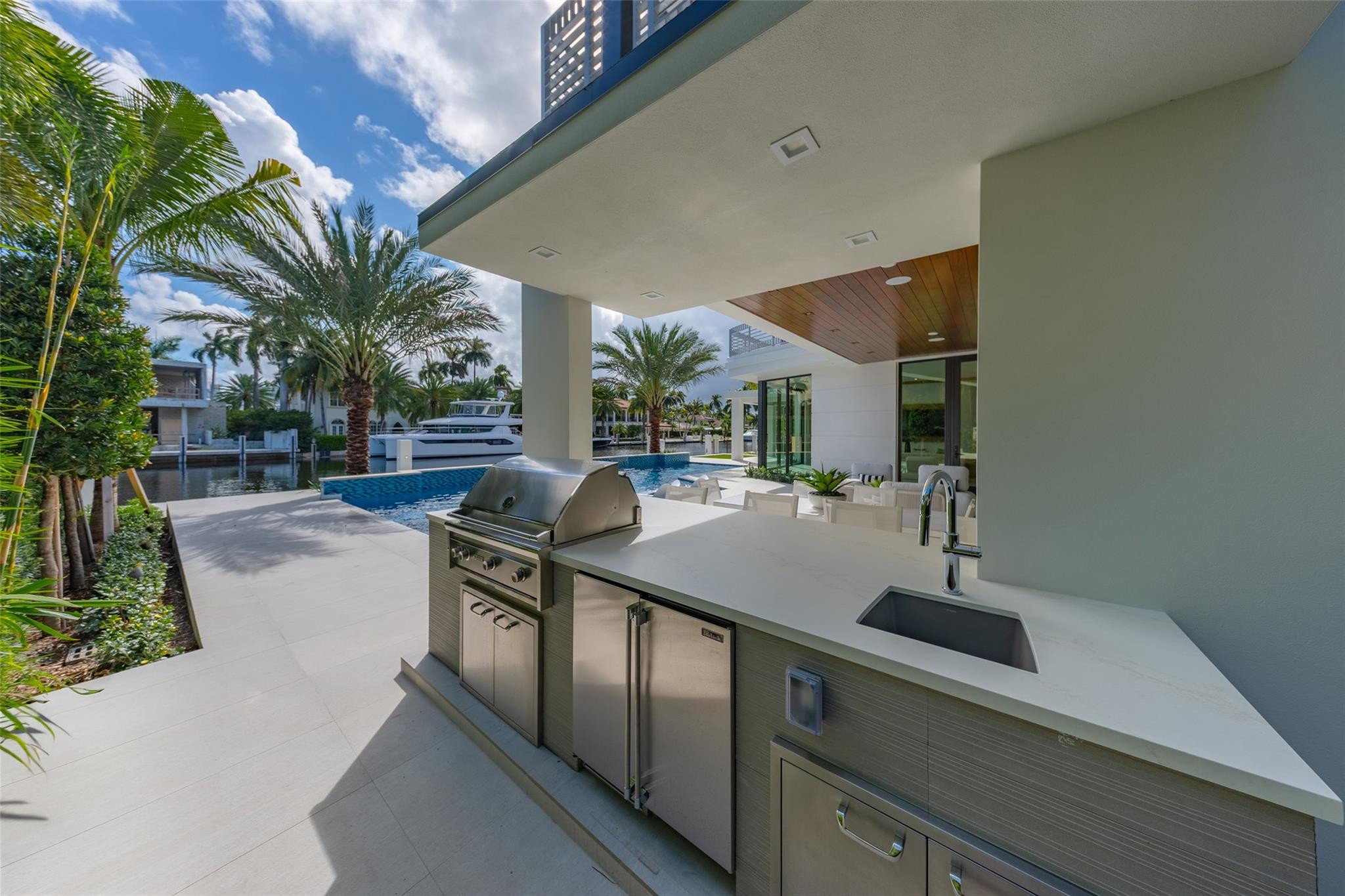 24 FIESTA, Fort Lauderdale FL 33301