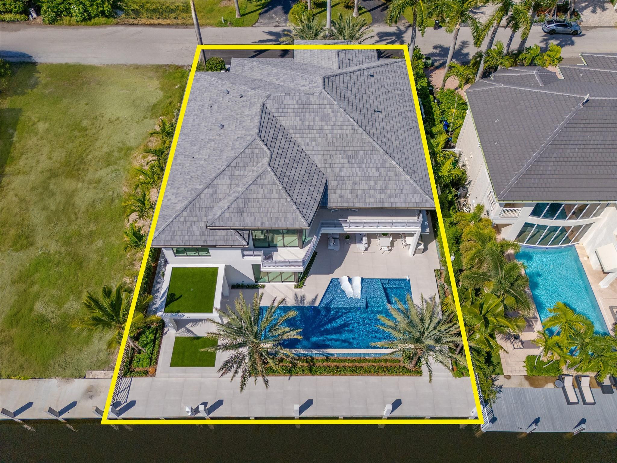 24 FIESTA, Fort Lauderdale FL 33301