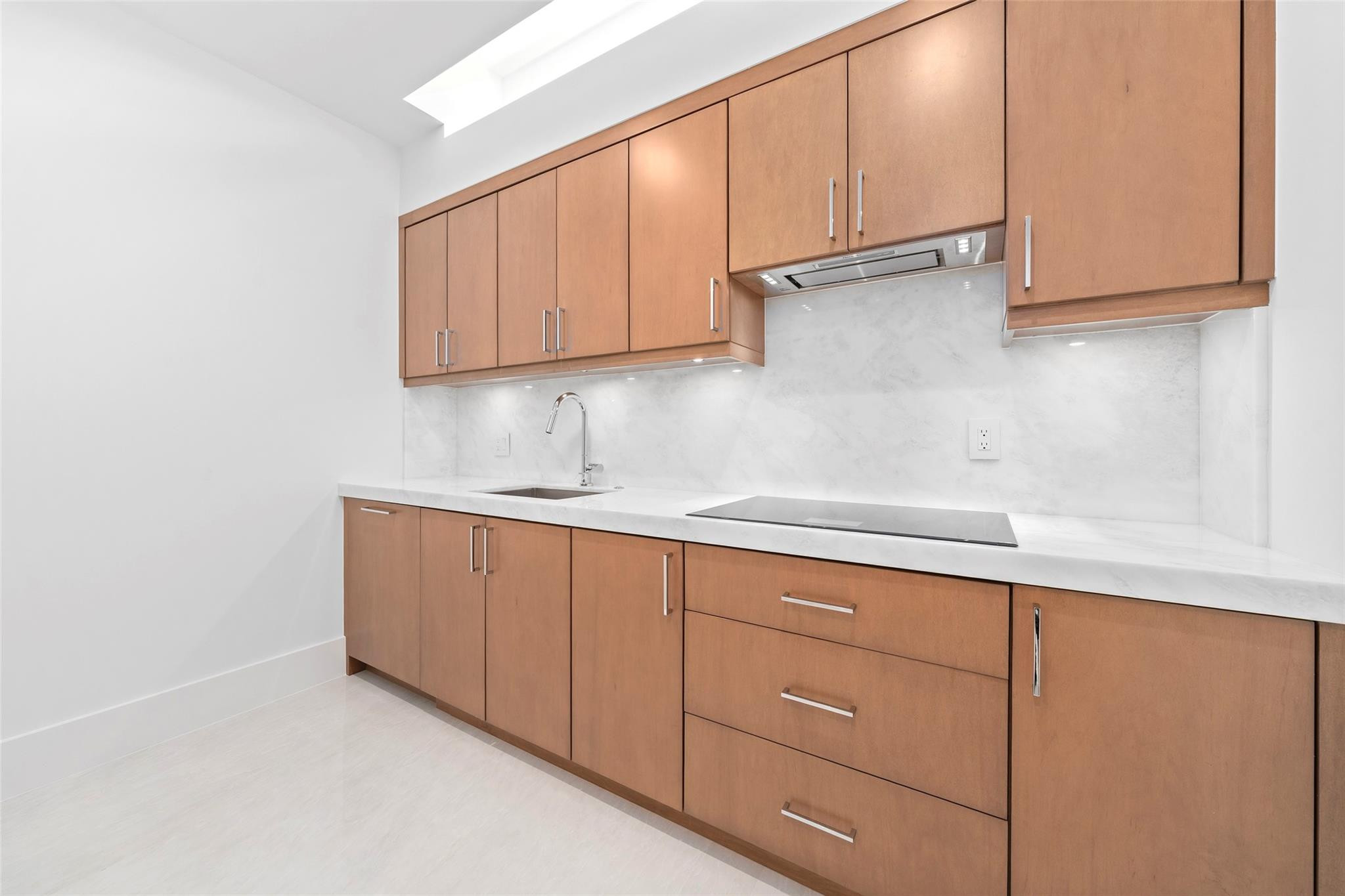 24 FIESTA, Fort Lauderdale FL 33301