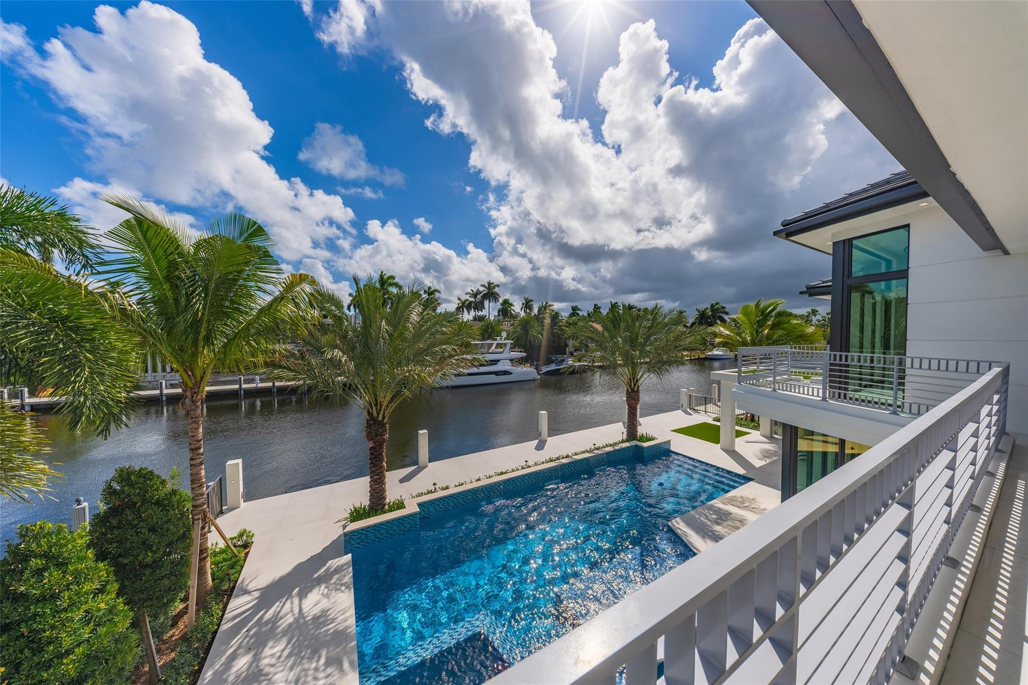24 FIESTA, Fort Lauderdale FL 33301