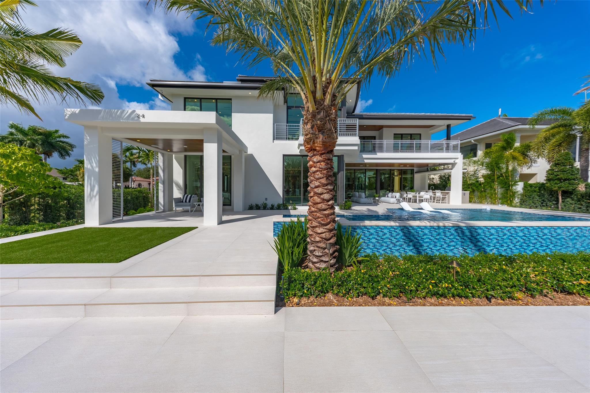 24 FIESTA, Fort Lauderdale FL 33301