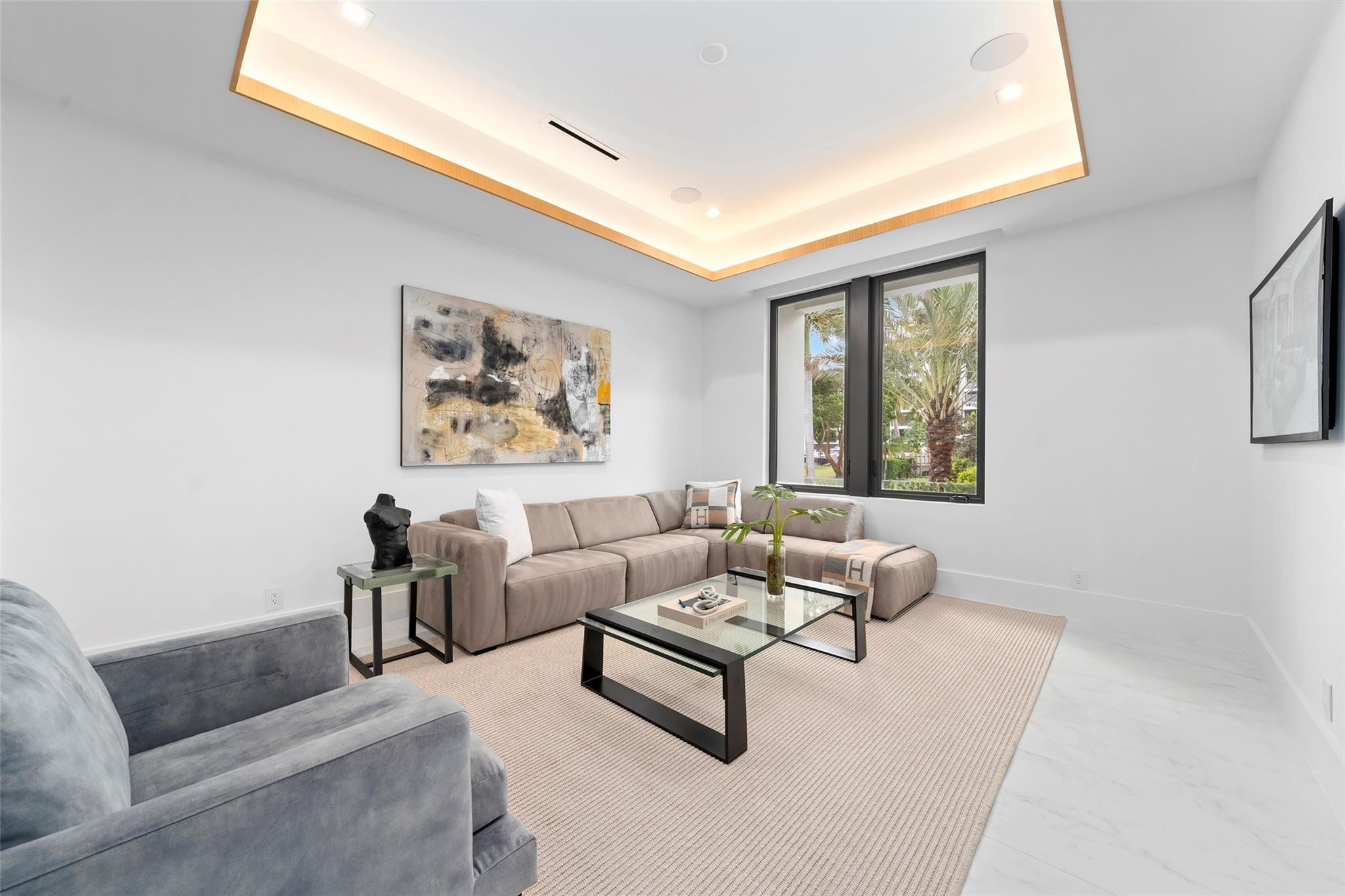 24 FIESTA, Fort Lauderdale FL 33301