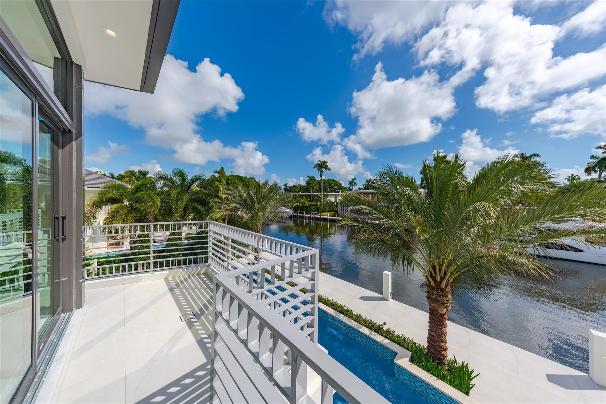 24 FIESTA, Fort Lauderdale FL 33301