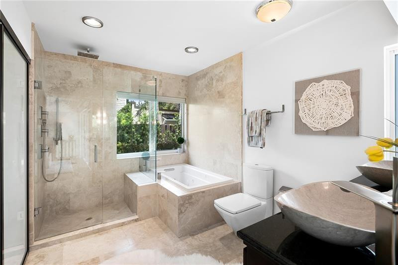 916 SE 5TH, Fort Lauderdale FL 33301