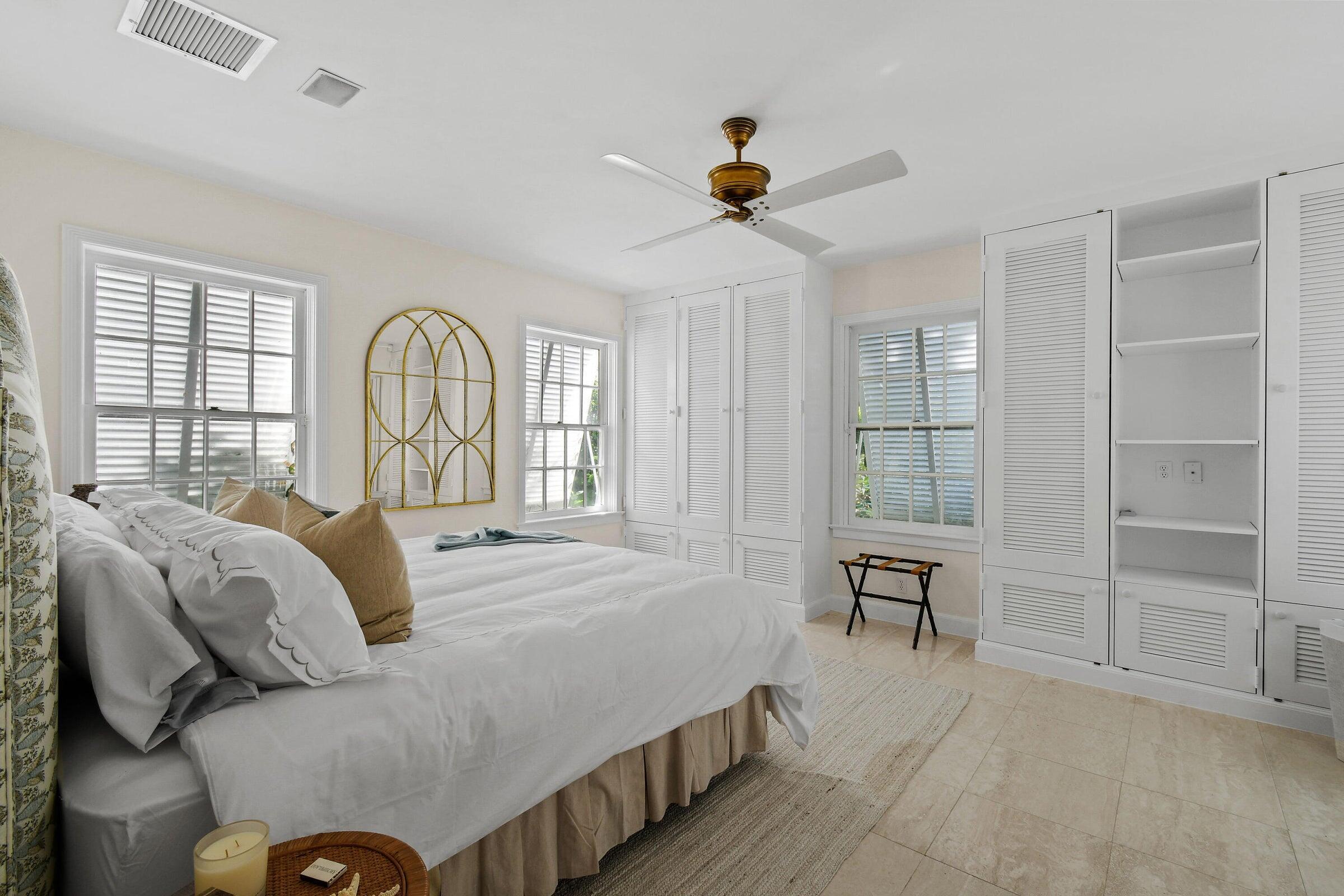 117 VIA VIZCAYA, Palm Beach FL 33480