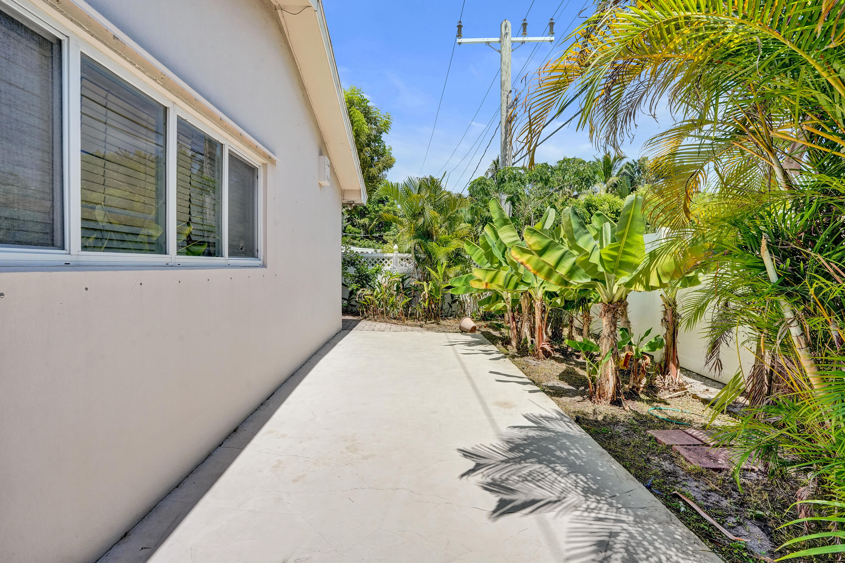 2756 NE 35th, Fort Lauderdale FL 33306