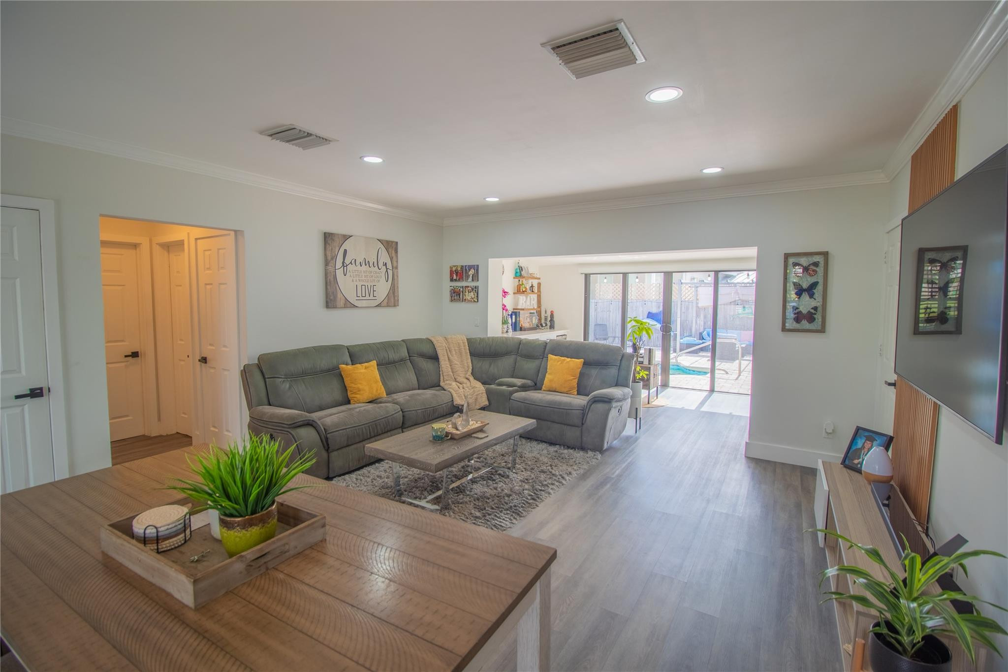 925 SE 14th, Deerfield Beach FL 33441