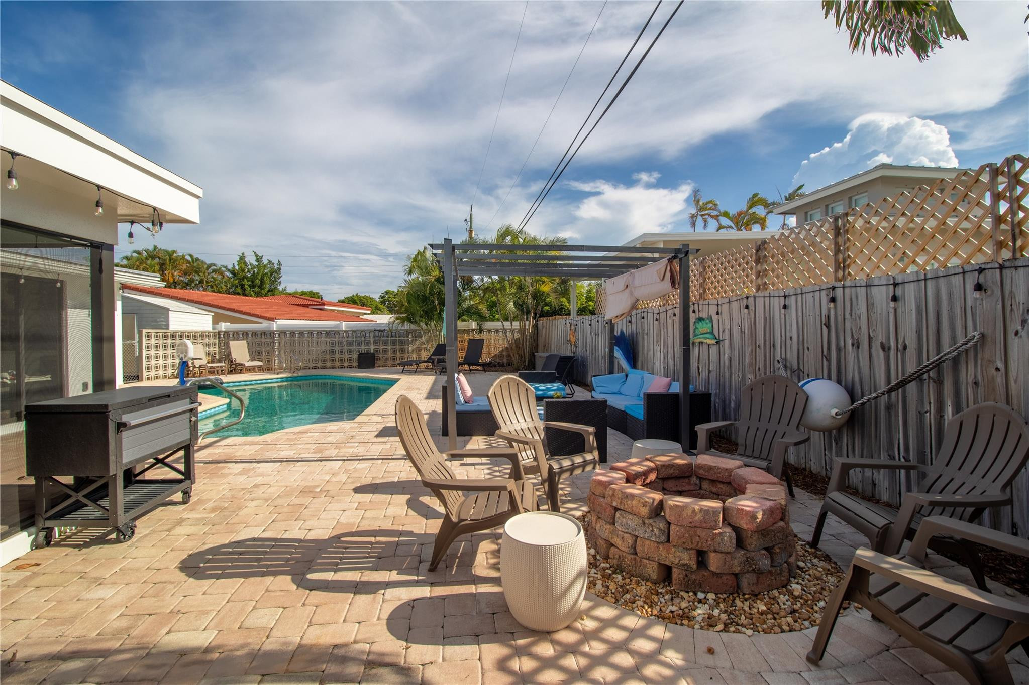 925 SE 14th, Deerfield Beach FL 33441