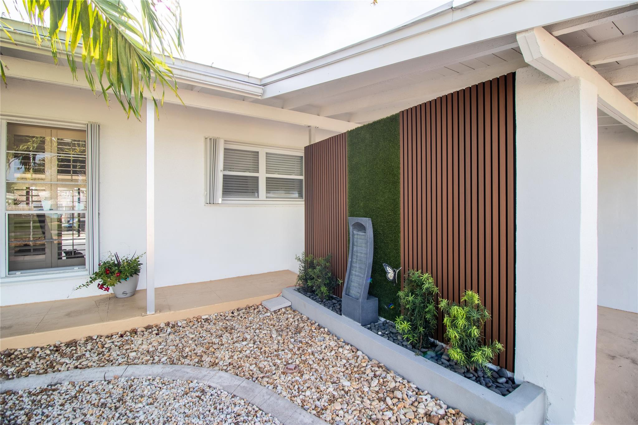 925 SE 14th, Deerfield Beach FL 33441