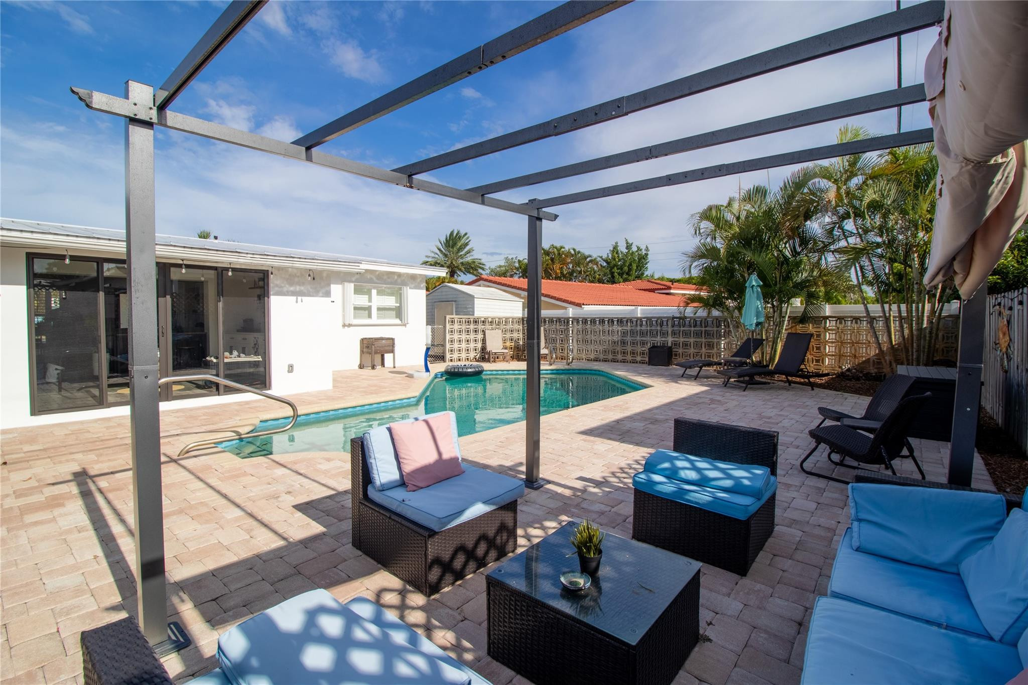 925 SE 14th, Deerfield Beach FL 33441