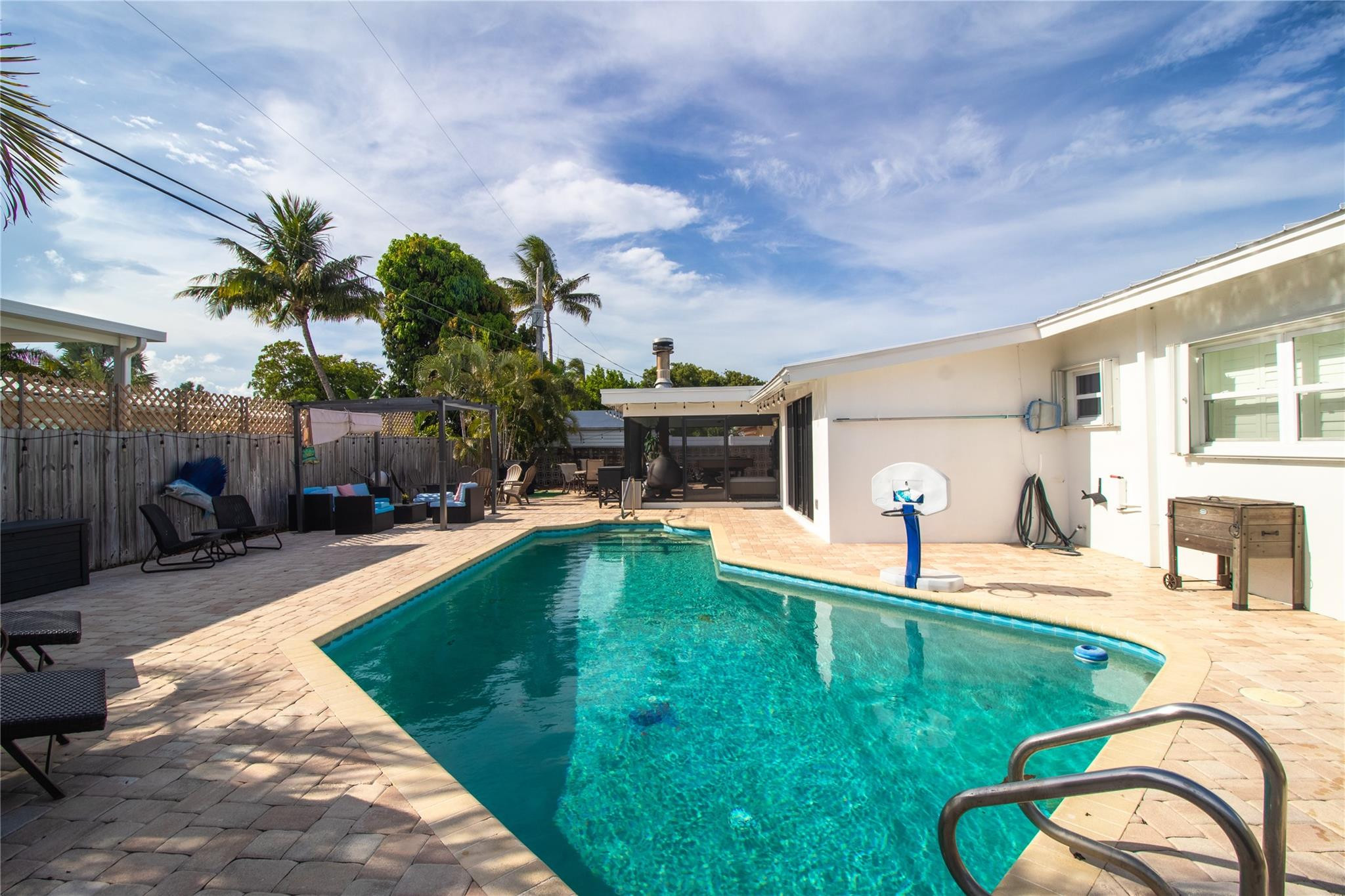 925 SE 14th, Deerfield Beach FL 33441