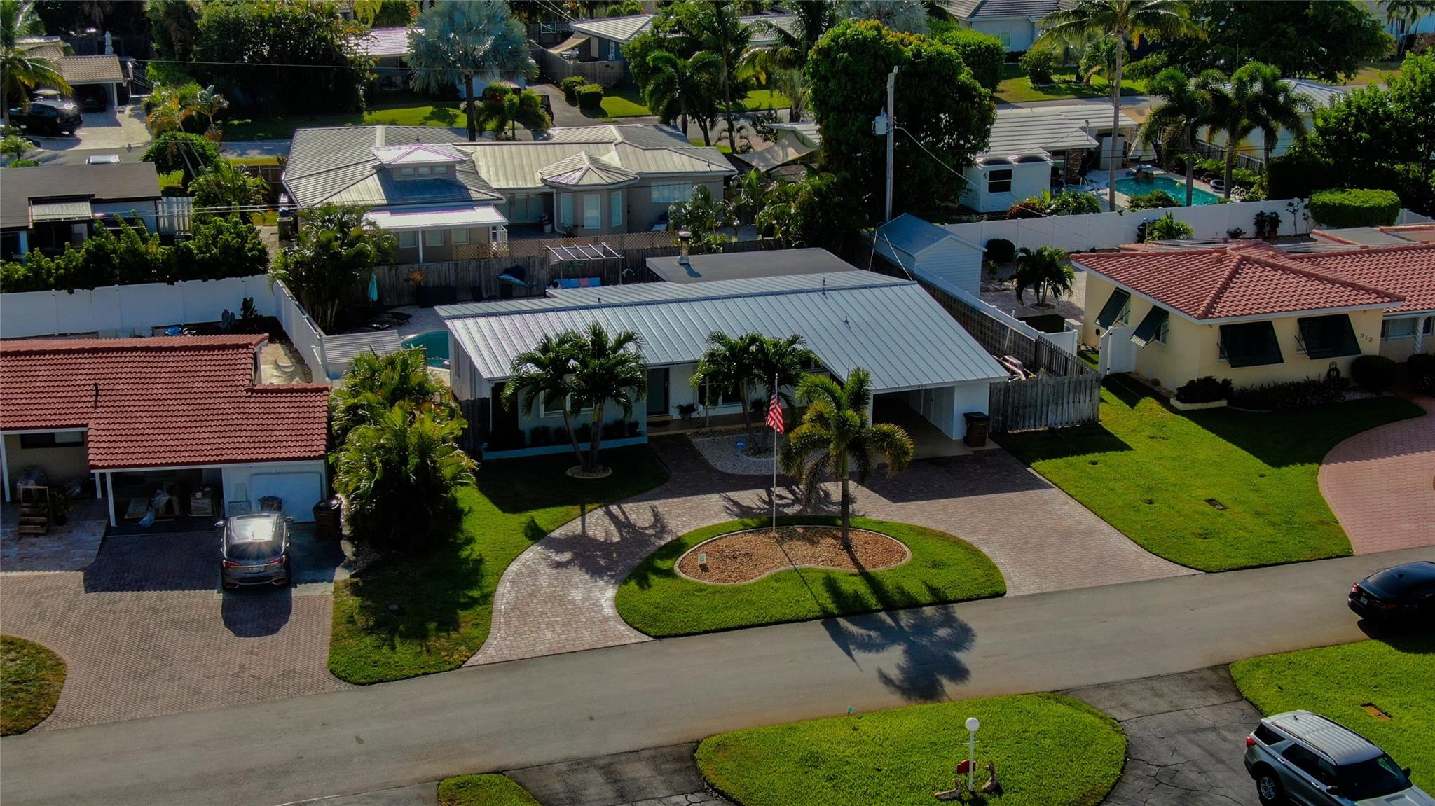 925 SE 14th, Deerfield Beach FL 33441