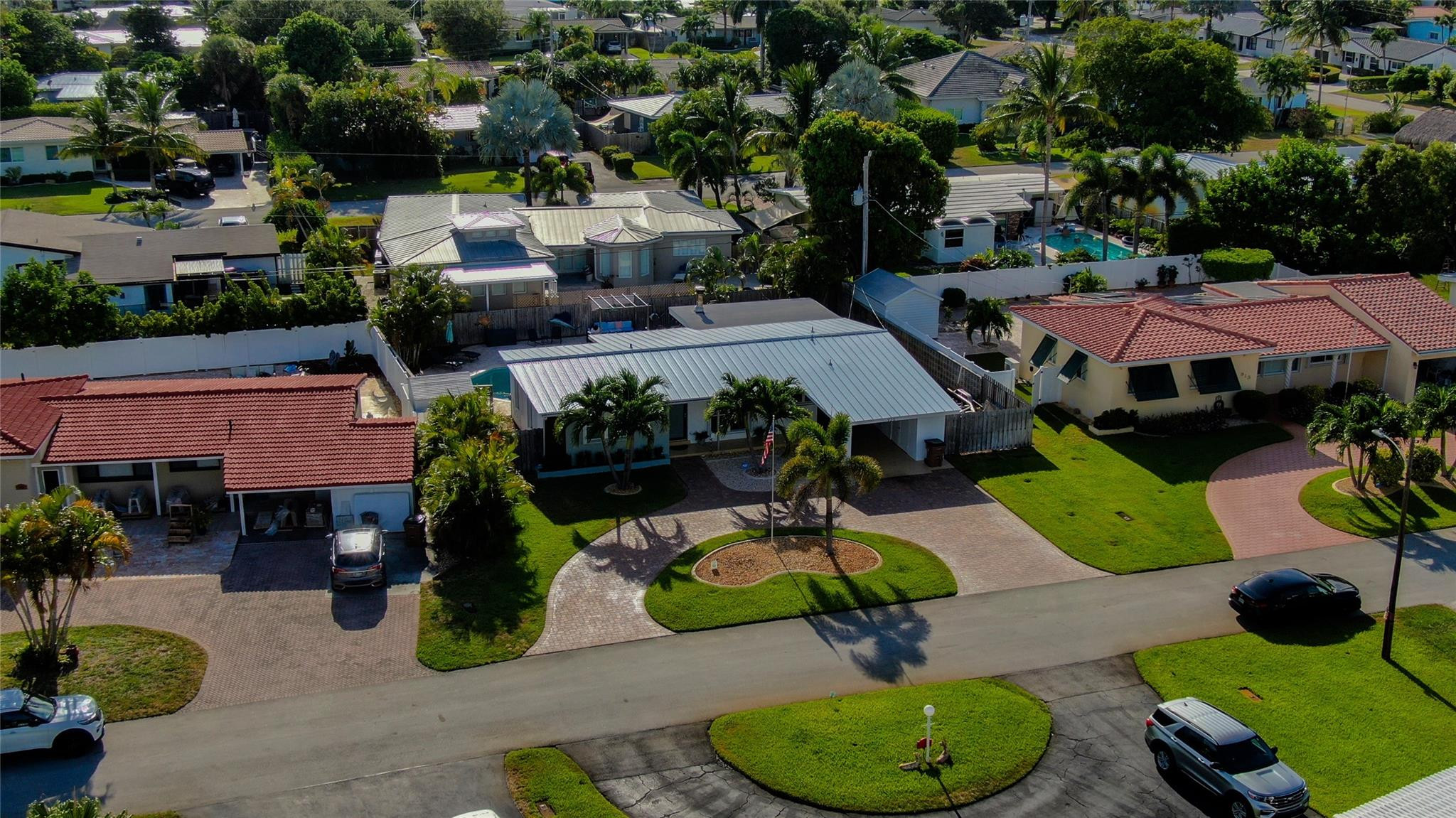 925 SE 14th, Deerfield Beach FL 33441