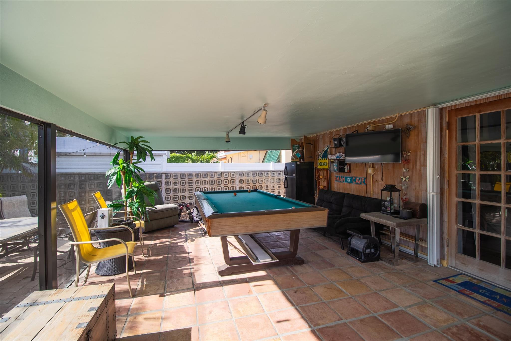 925 SE 14th, Deerfield Beach FL 33441