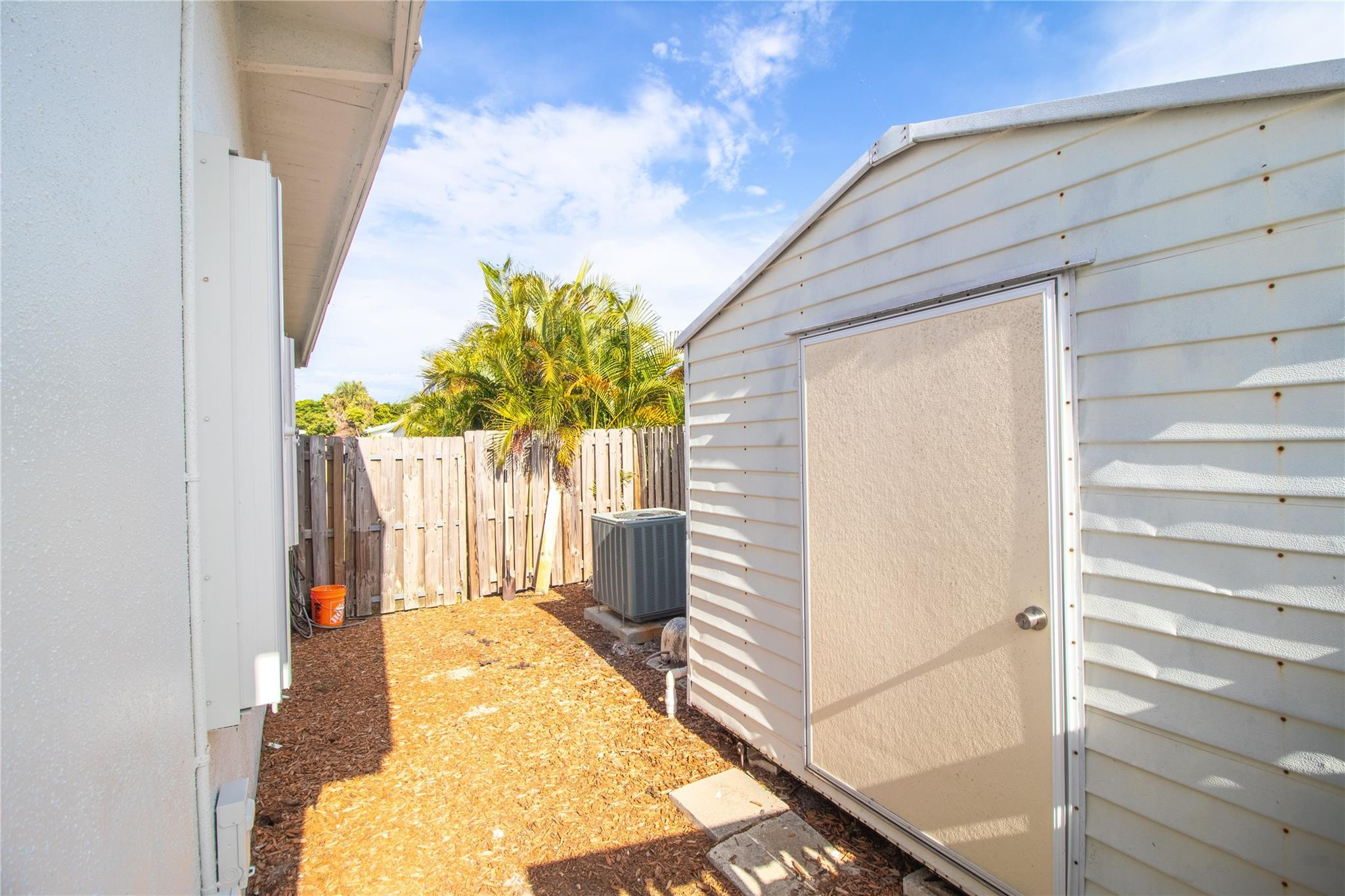 925 SE 14th, Deerfield Beach FL 33441