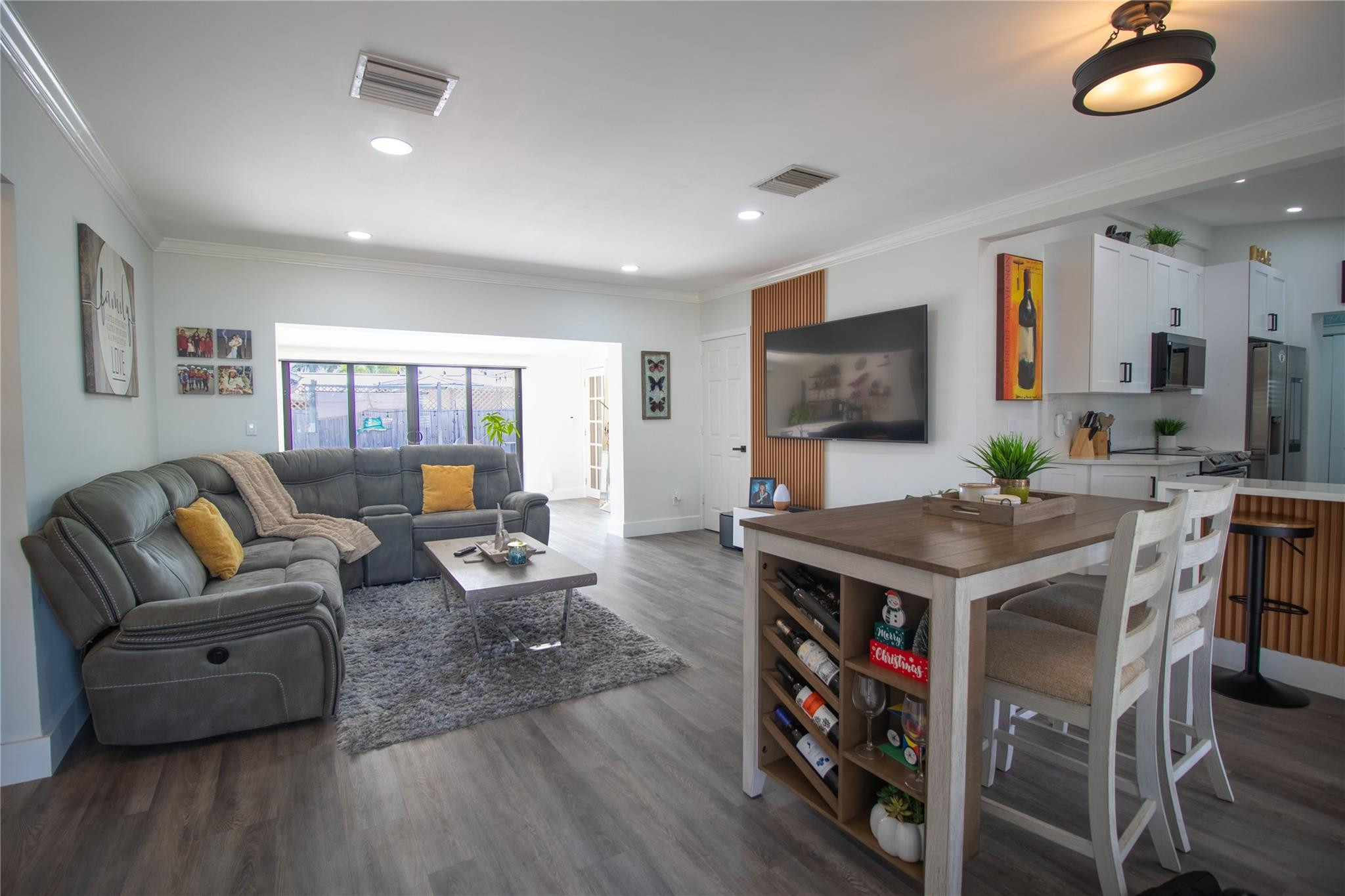 925 SE 14th, Deerfield Beach FL 33441
