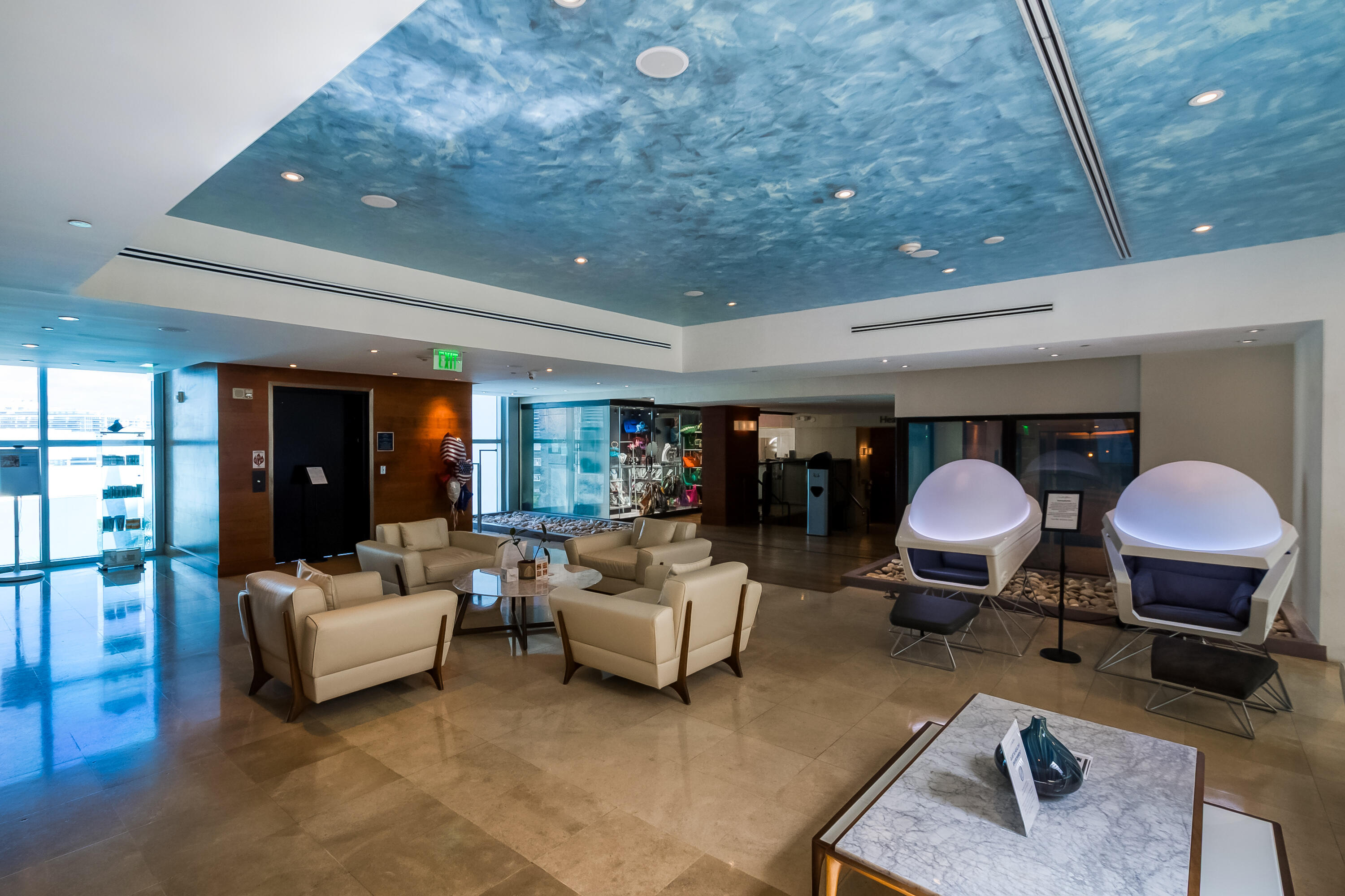 6899 Collins #1409, Miami Beach FL 33141