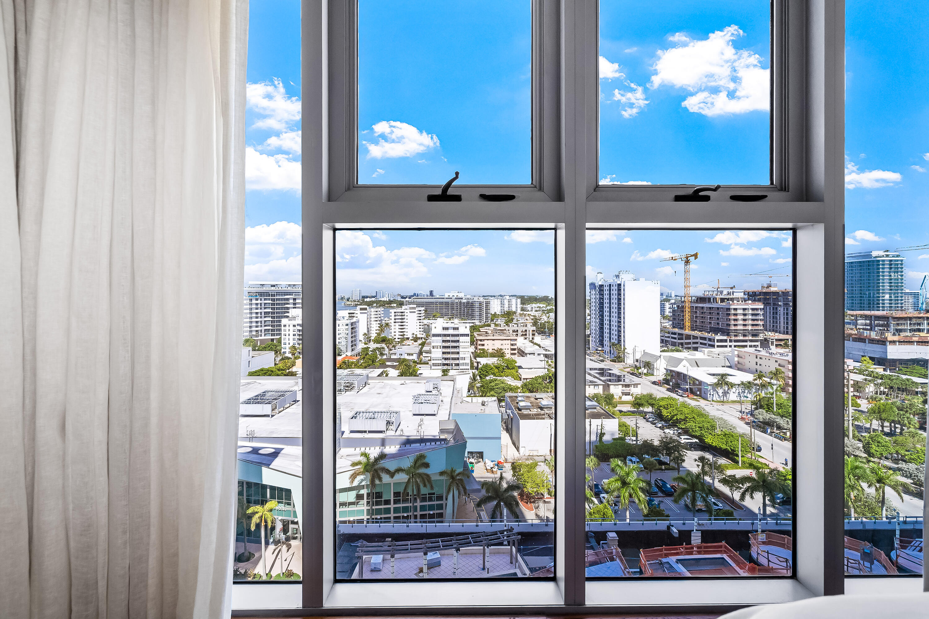 6899 Collins #1409, Miami Beach FL 33141