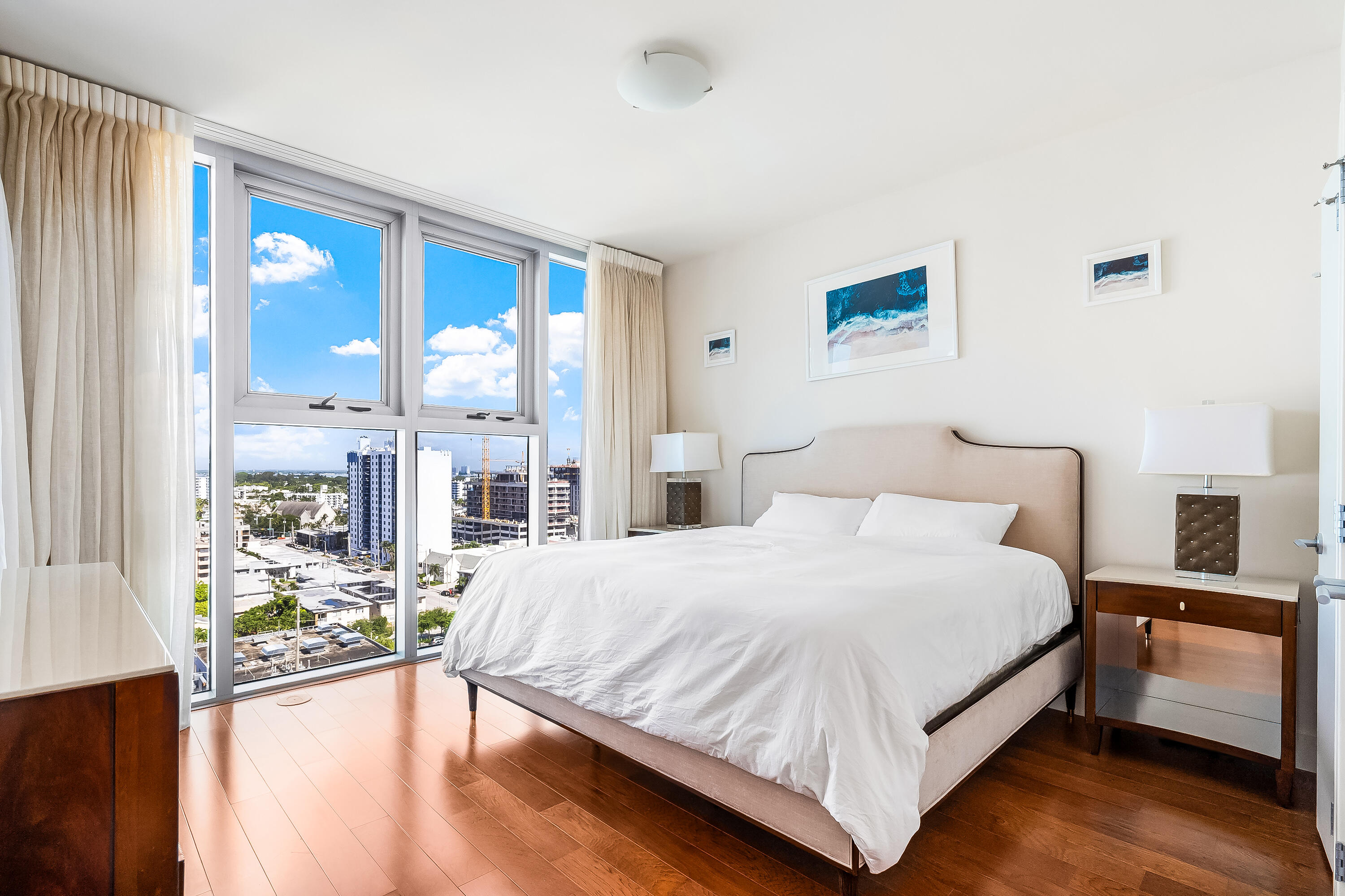 6899 Collins #1409, Miami Beach FL 33141