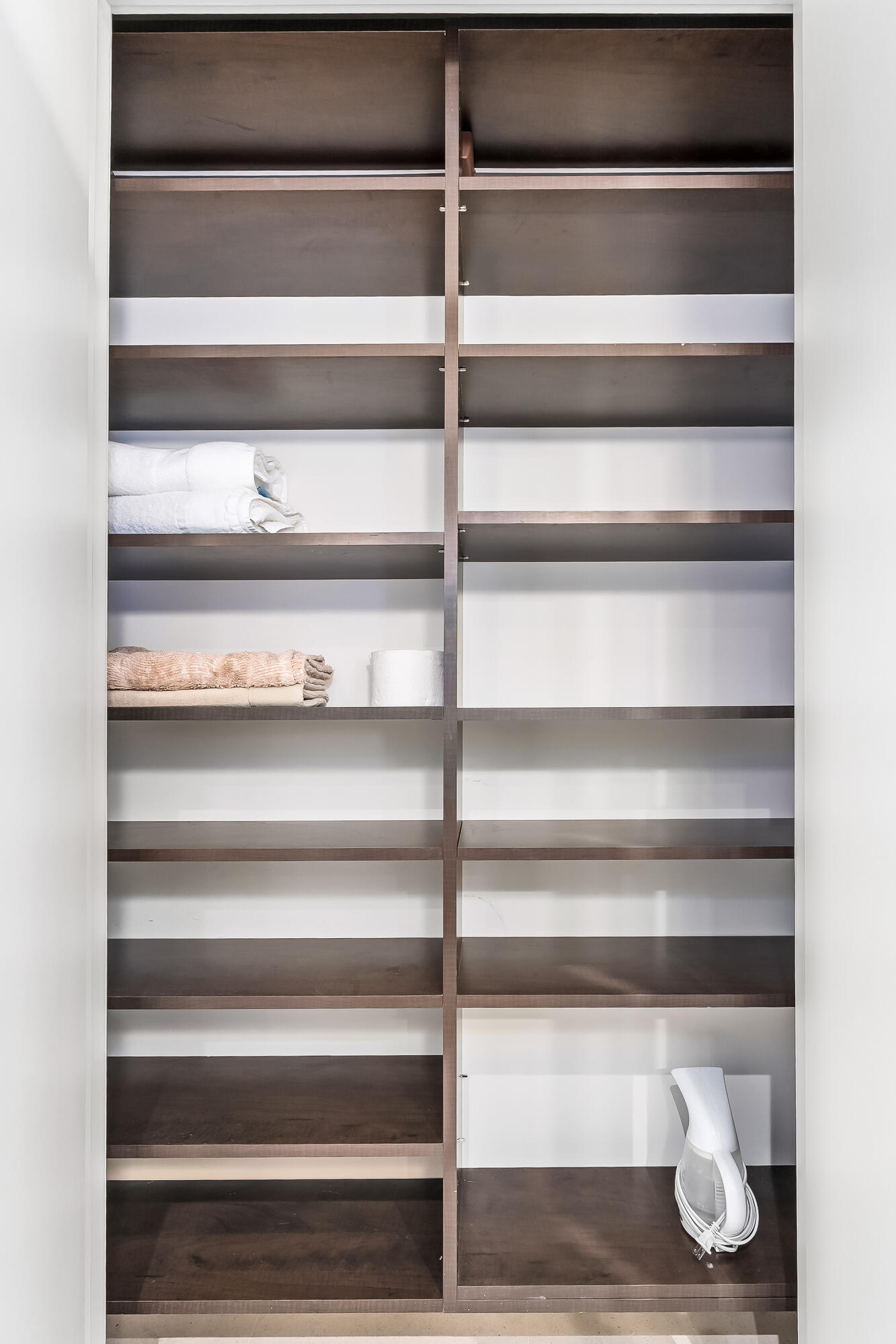 6899 Collins #1409, Miami Beach FL 33141