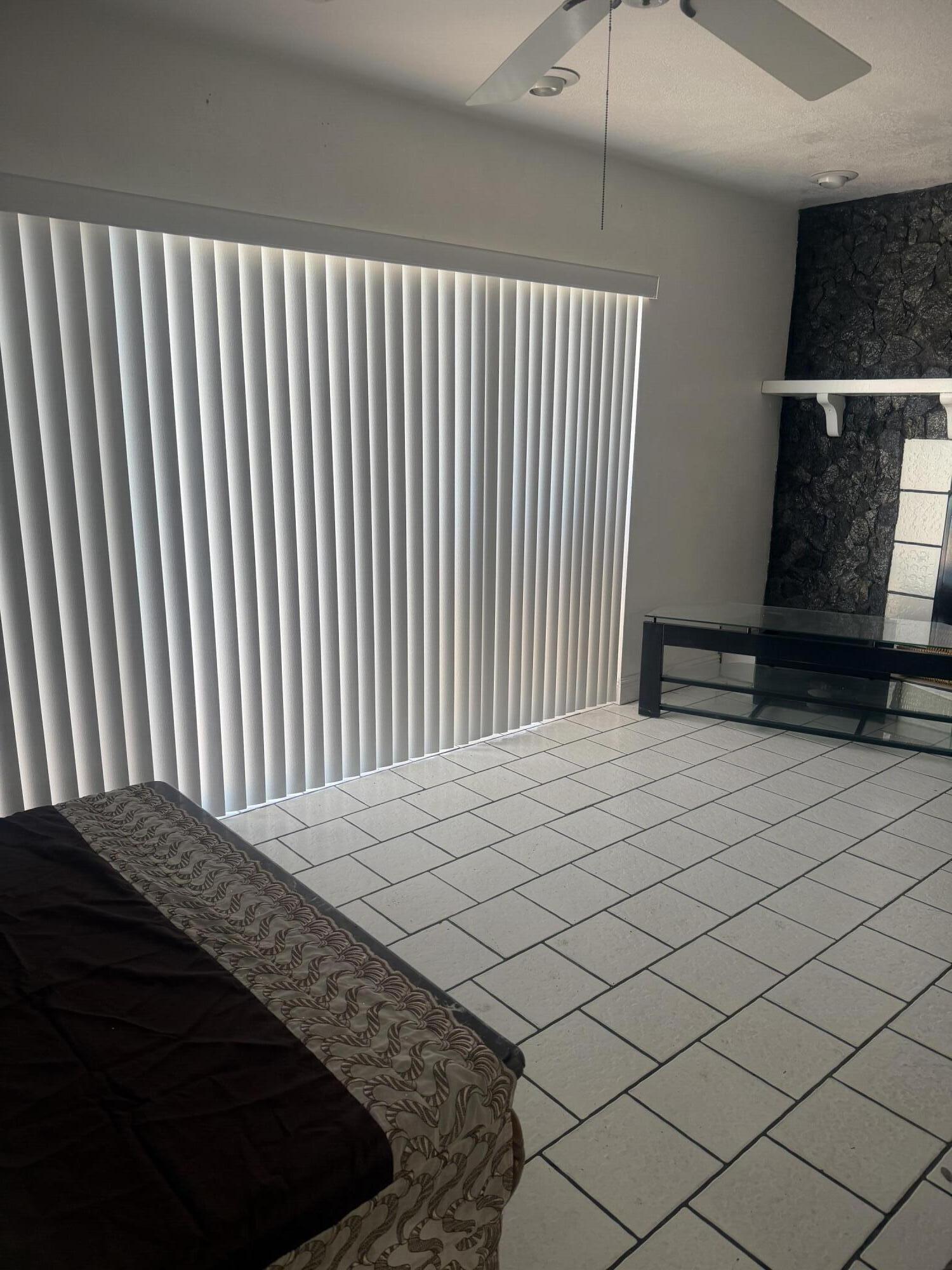 2181 NW 94TH, Pembroke Pines FL 33024