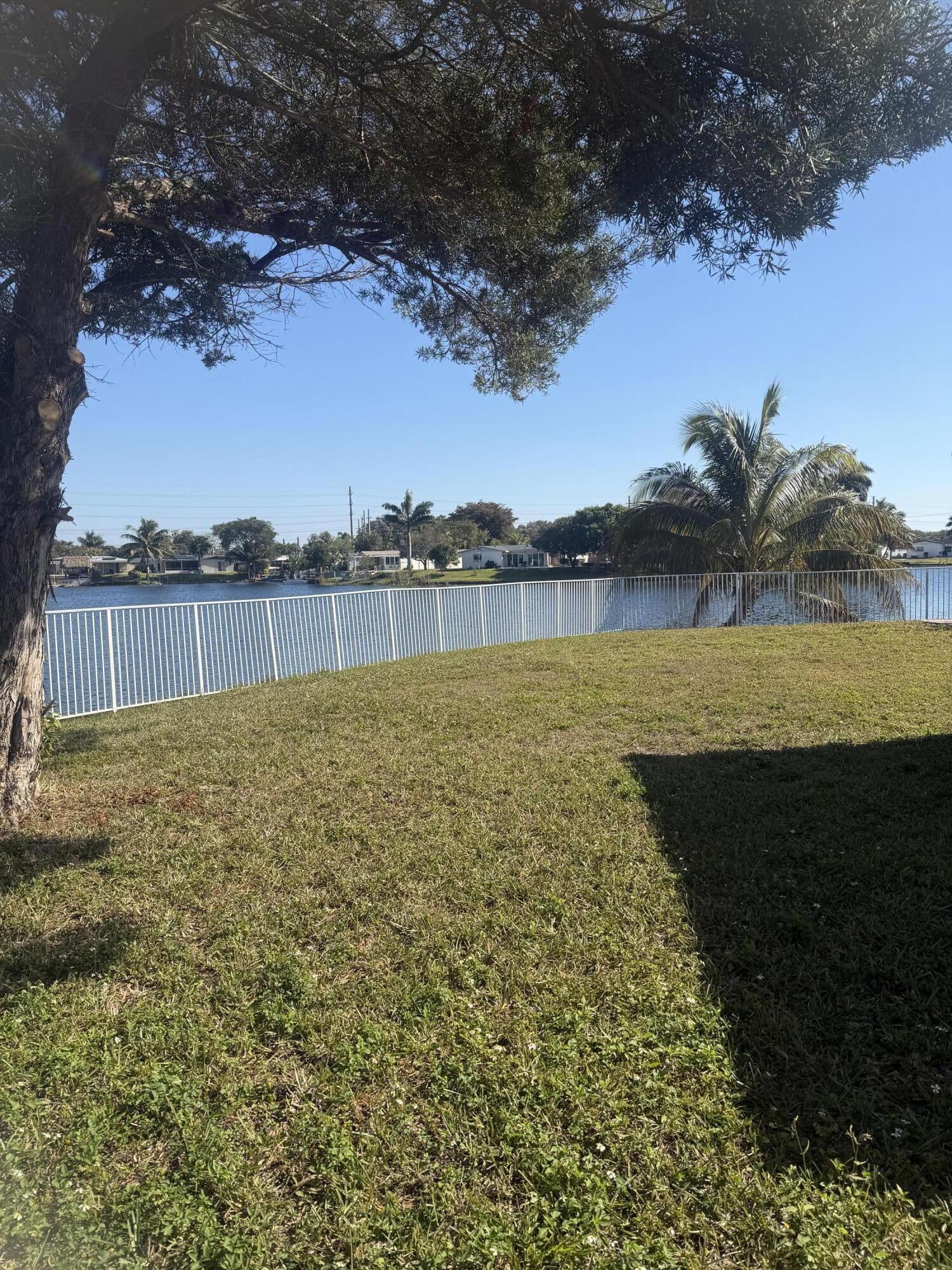 2181 NW 94TH, Pembroke Pines FL 33024