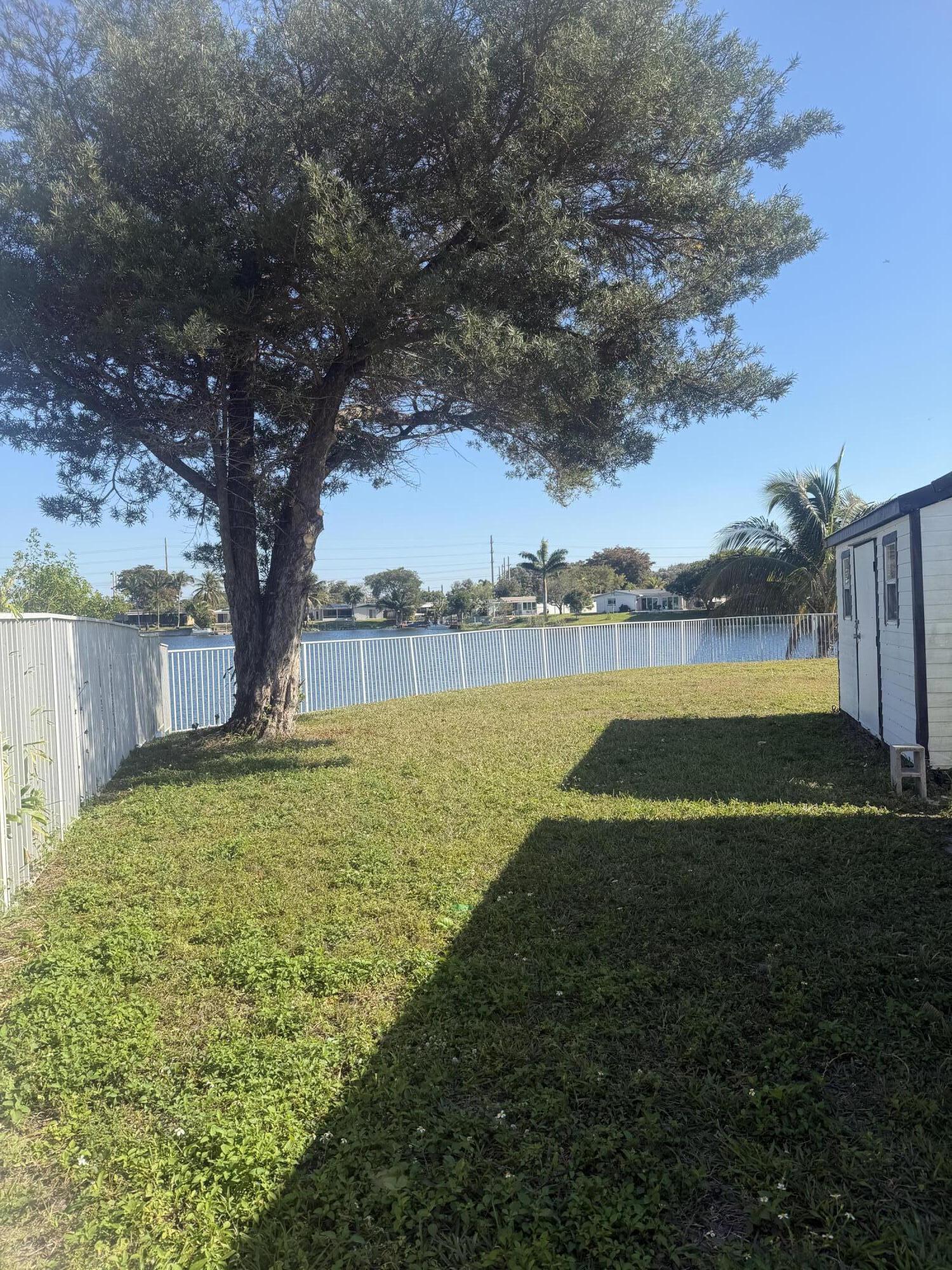 2181 NW 94TH, Pembroke Pines FL 33024
