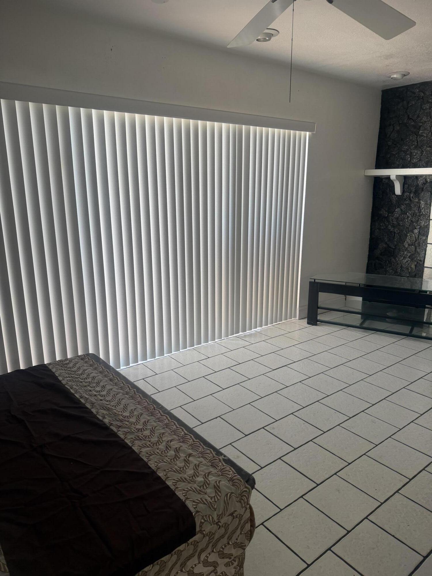 2181 NW 94TH, Pembroke Pines FL 33024