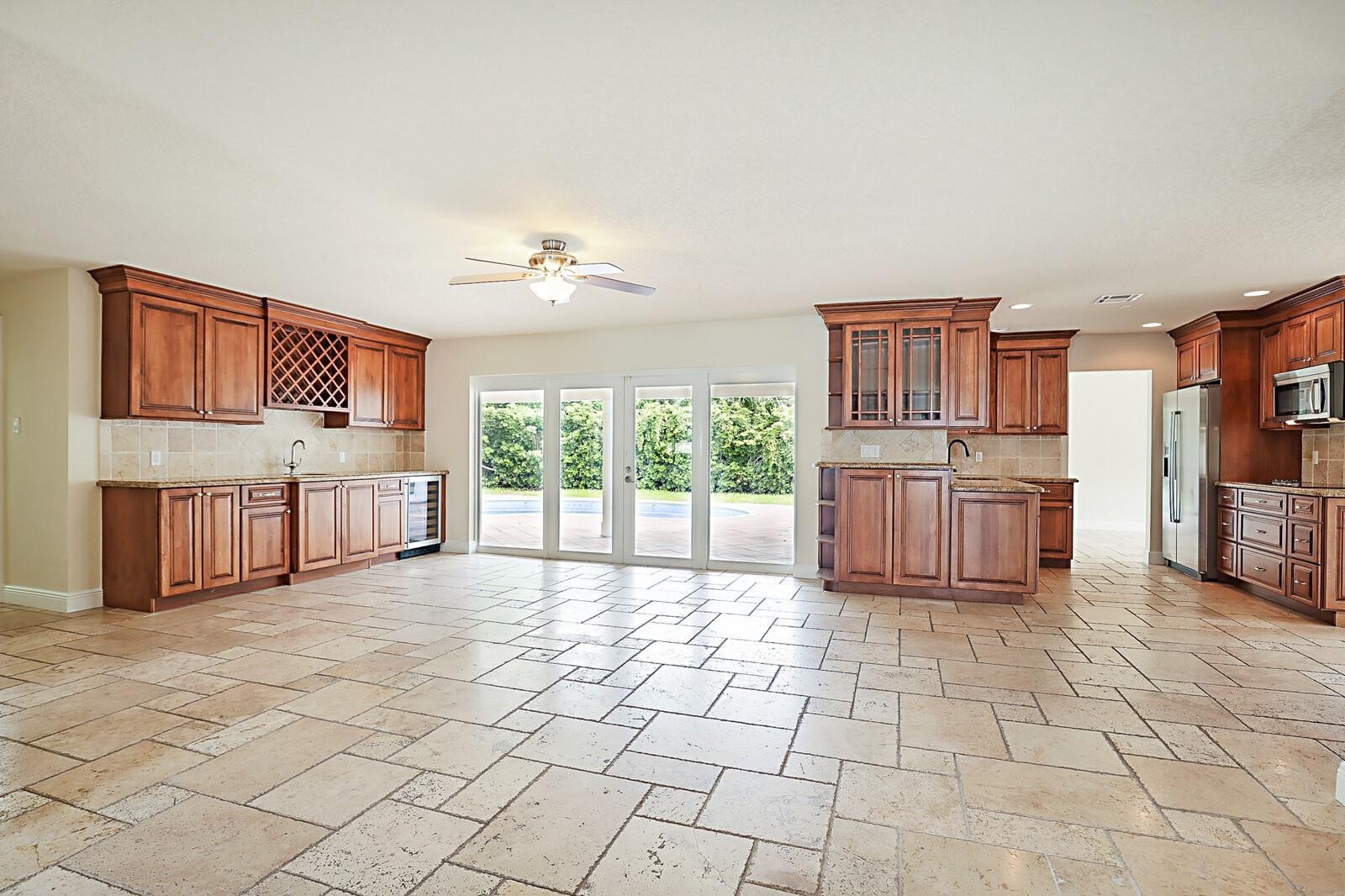 5110 NE 30th, Lighthouse Point FL 33064