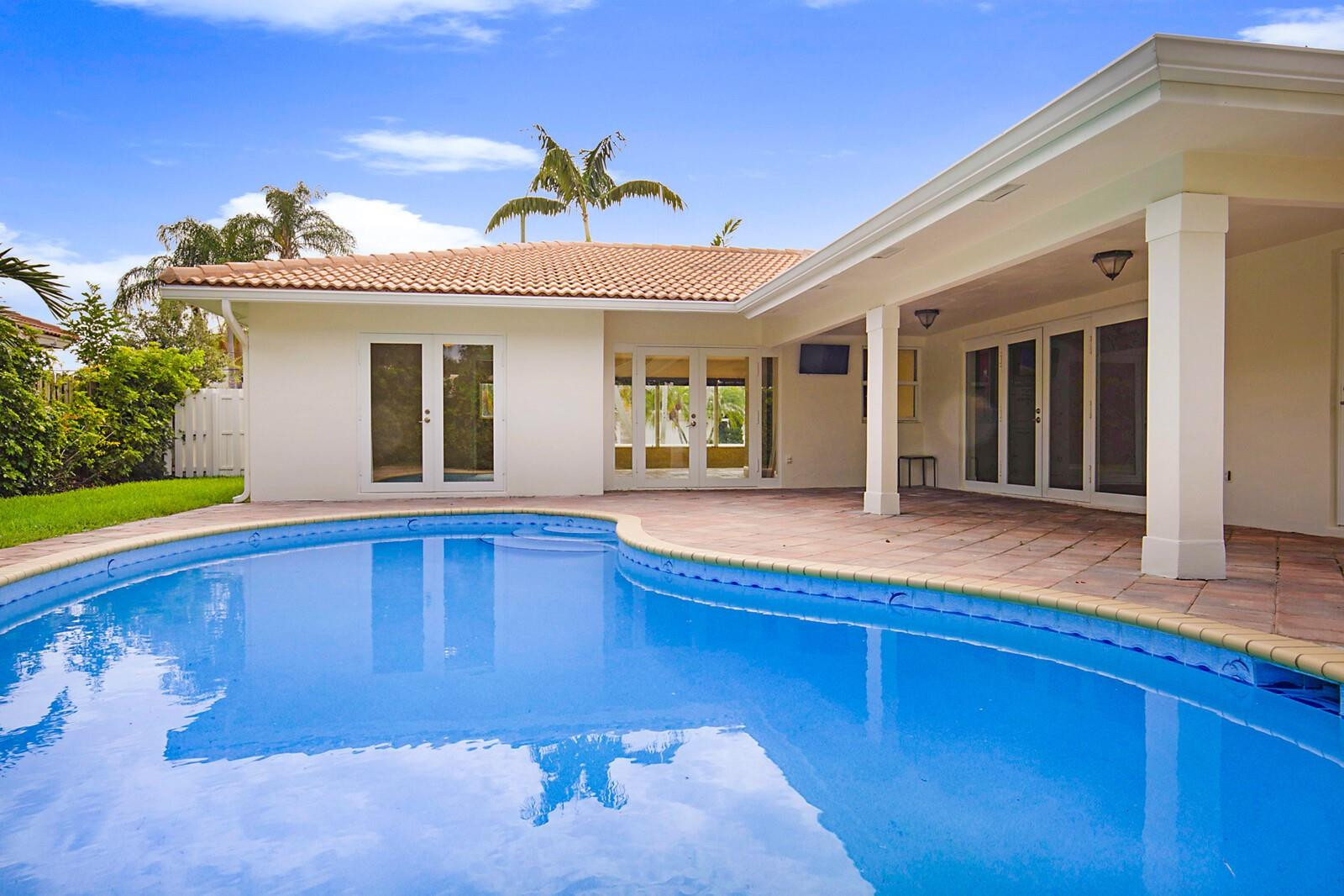 5110 NE 30th, Lighthouse Point FL 33064