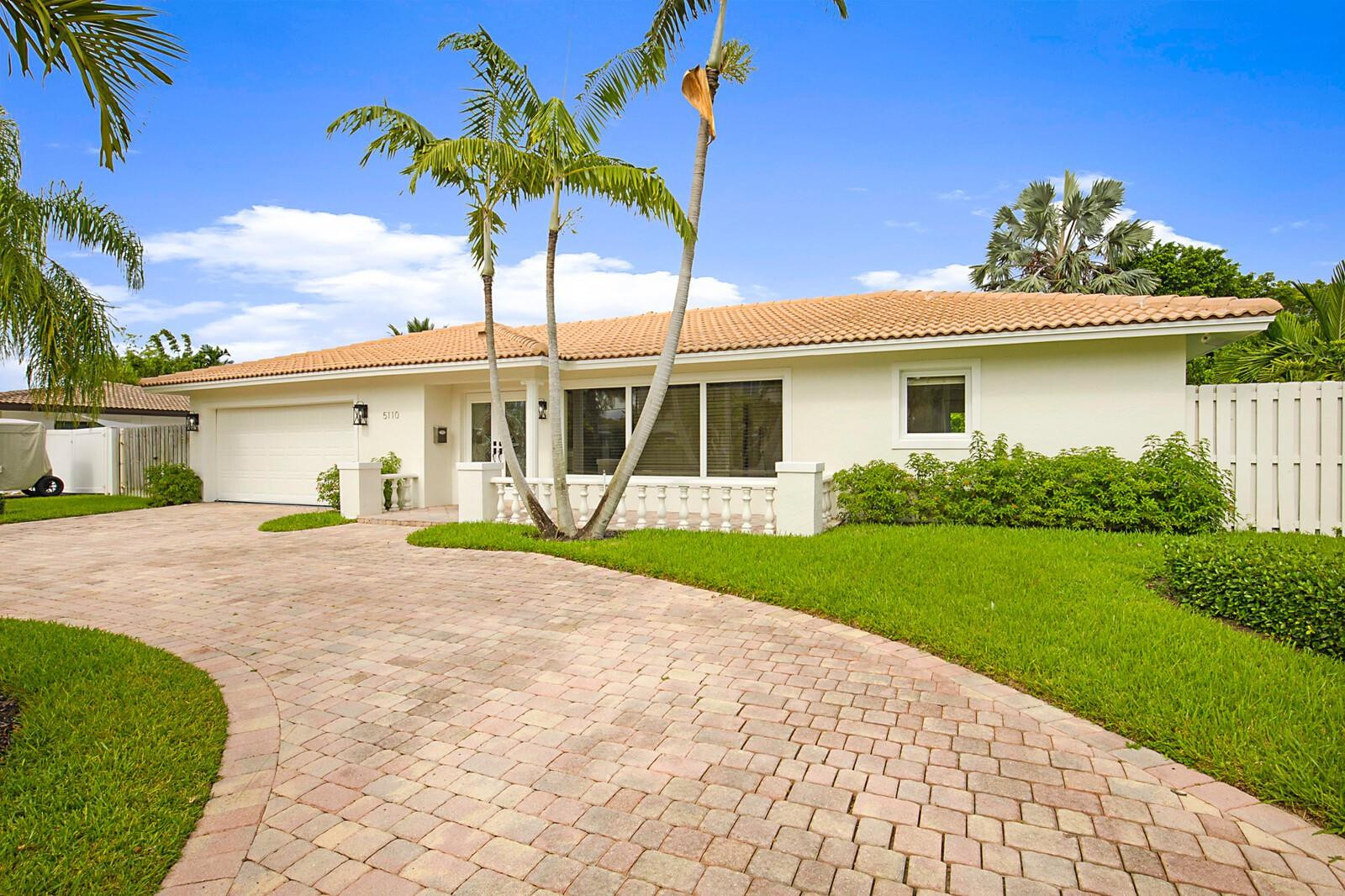 5110 NE 30th, Lighthouse Point FL 33064