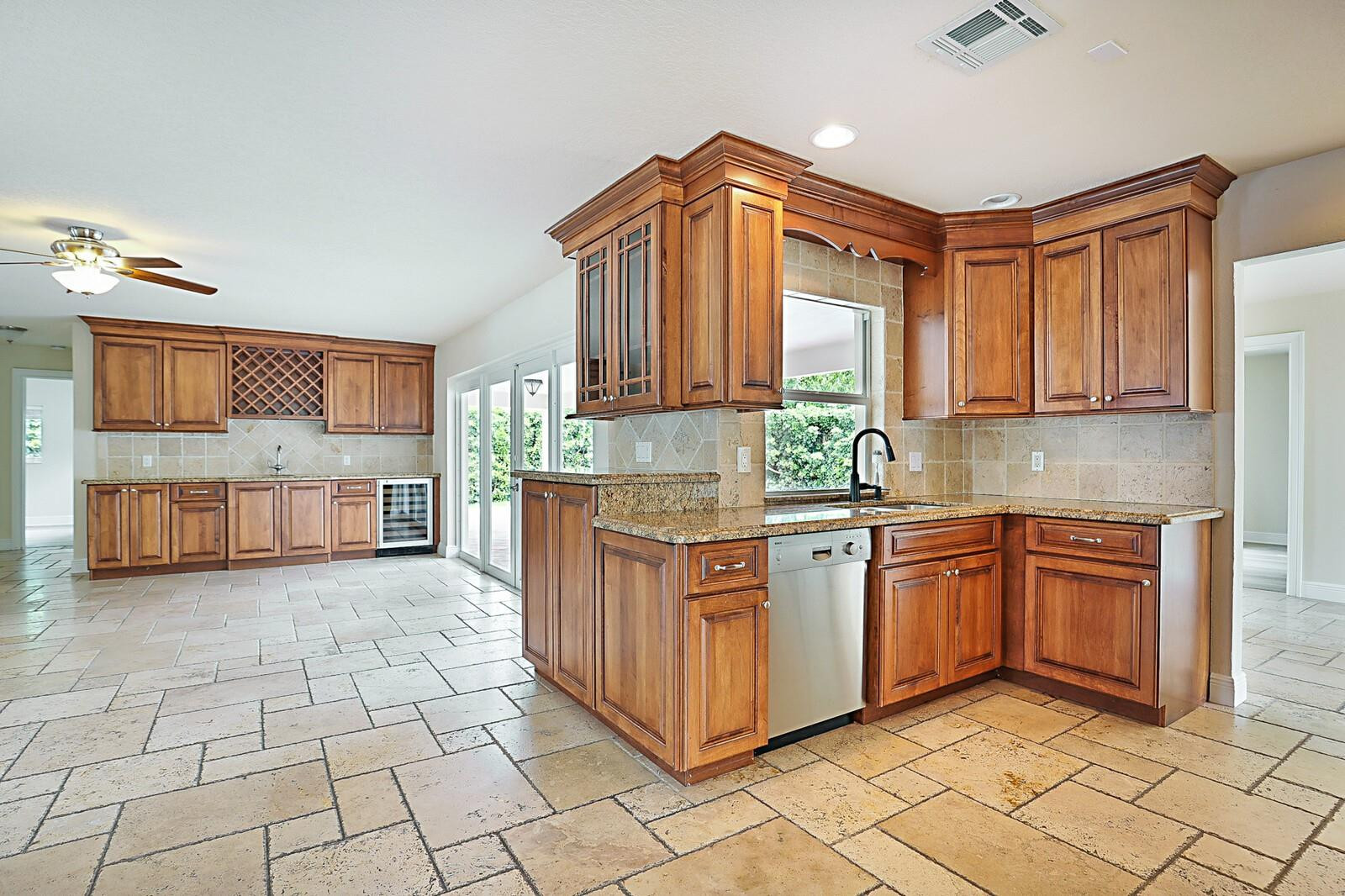 5110 NE 30th, Lighthouse Point FL 33064