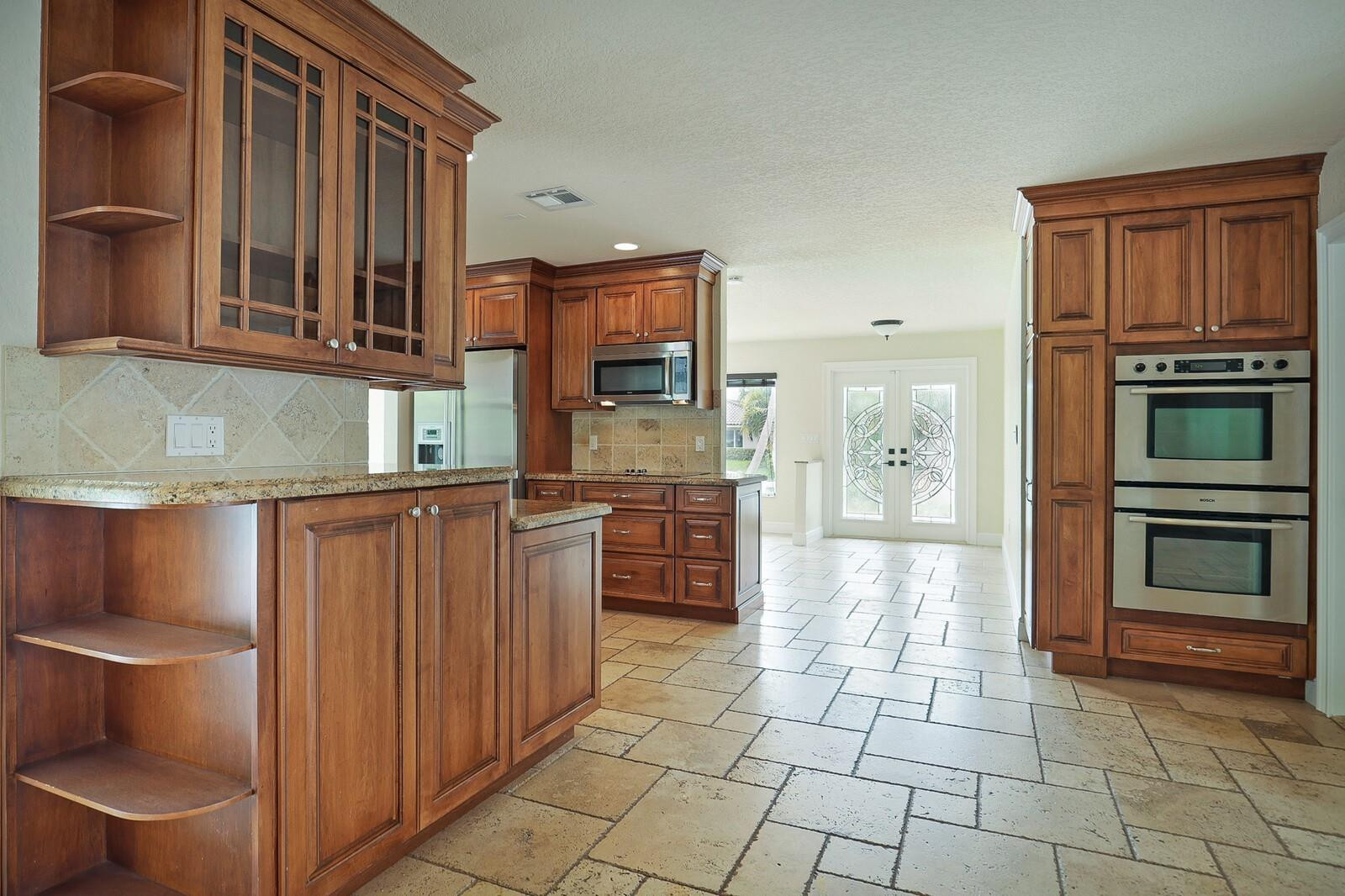 5110 NE 30th, Lighthouse Point FL 33064