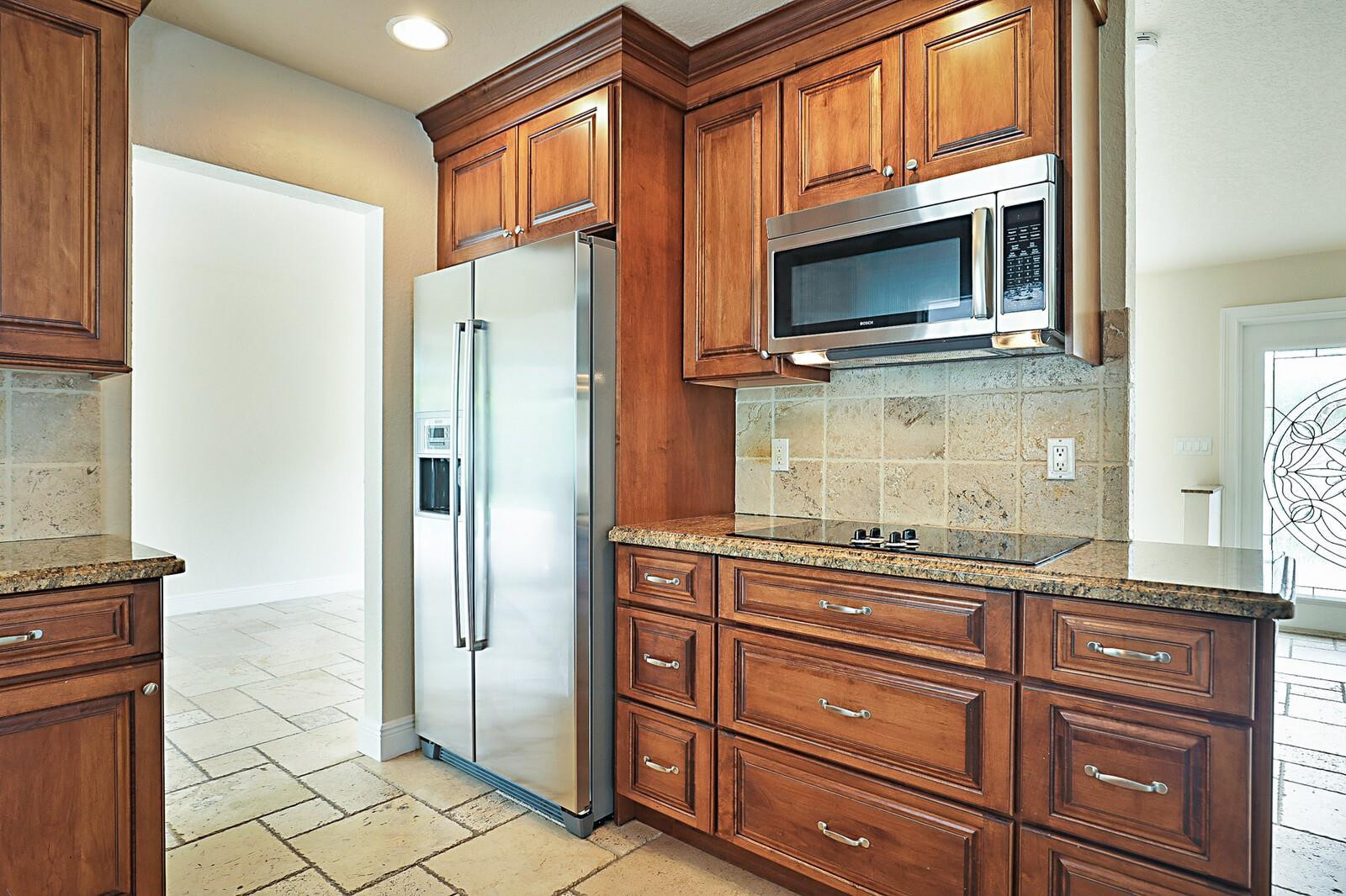 5110 NE 30th, Lighthouse Point FL 33064