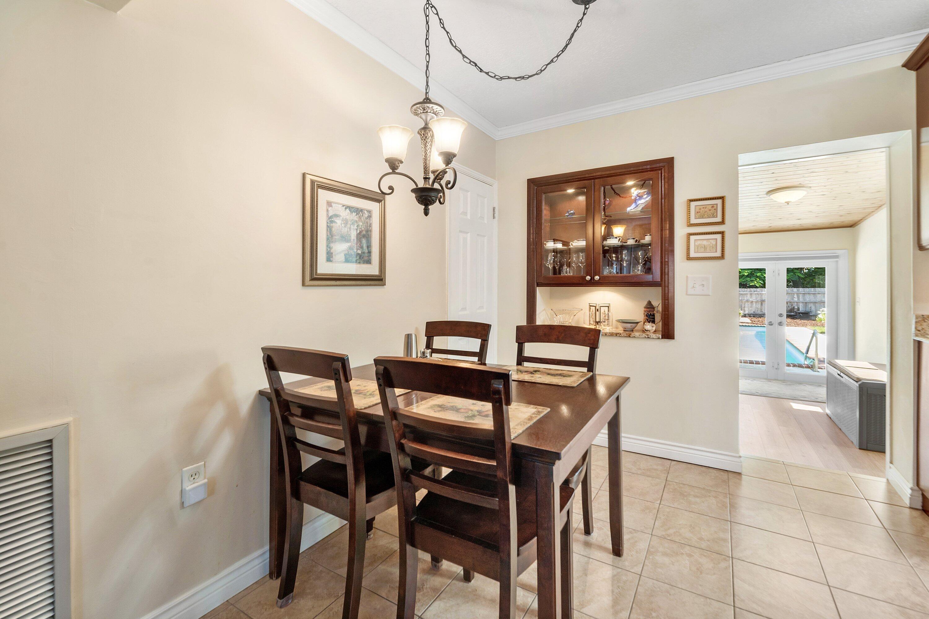 141 Date Palm, Lake Park FL 33403
