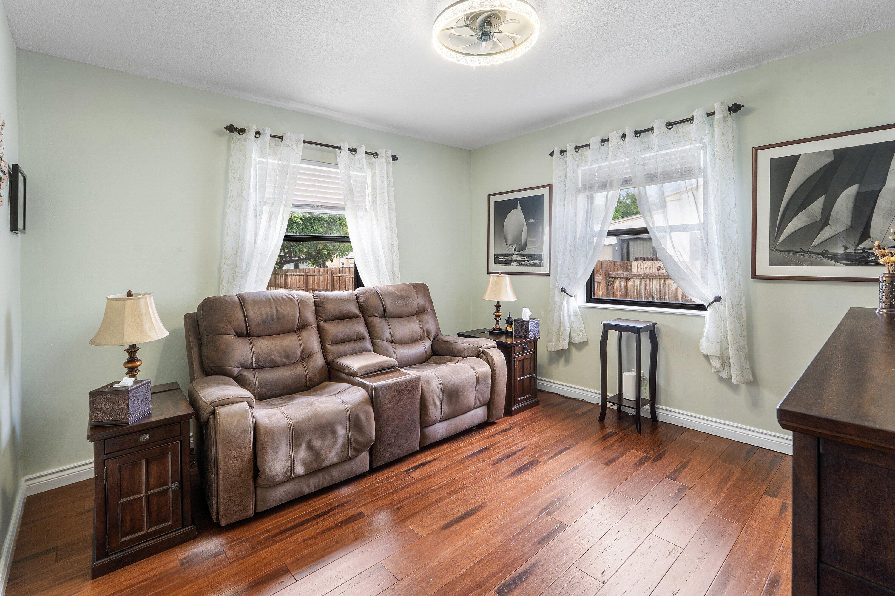 141 Date Palm, Lake Park FL 33403