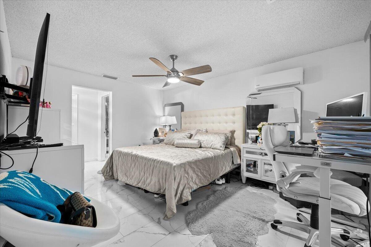 11650 NW 39TH, Sunrise FL 33323